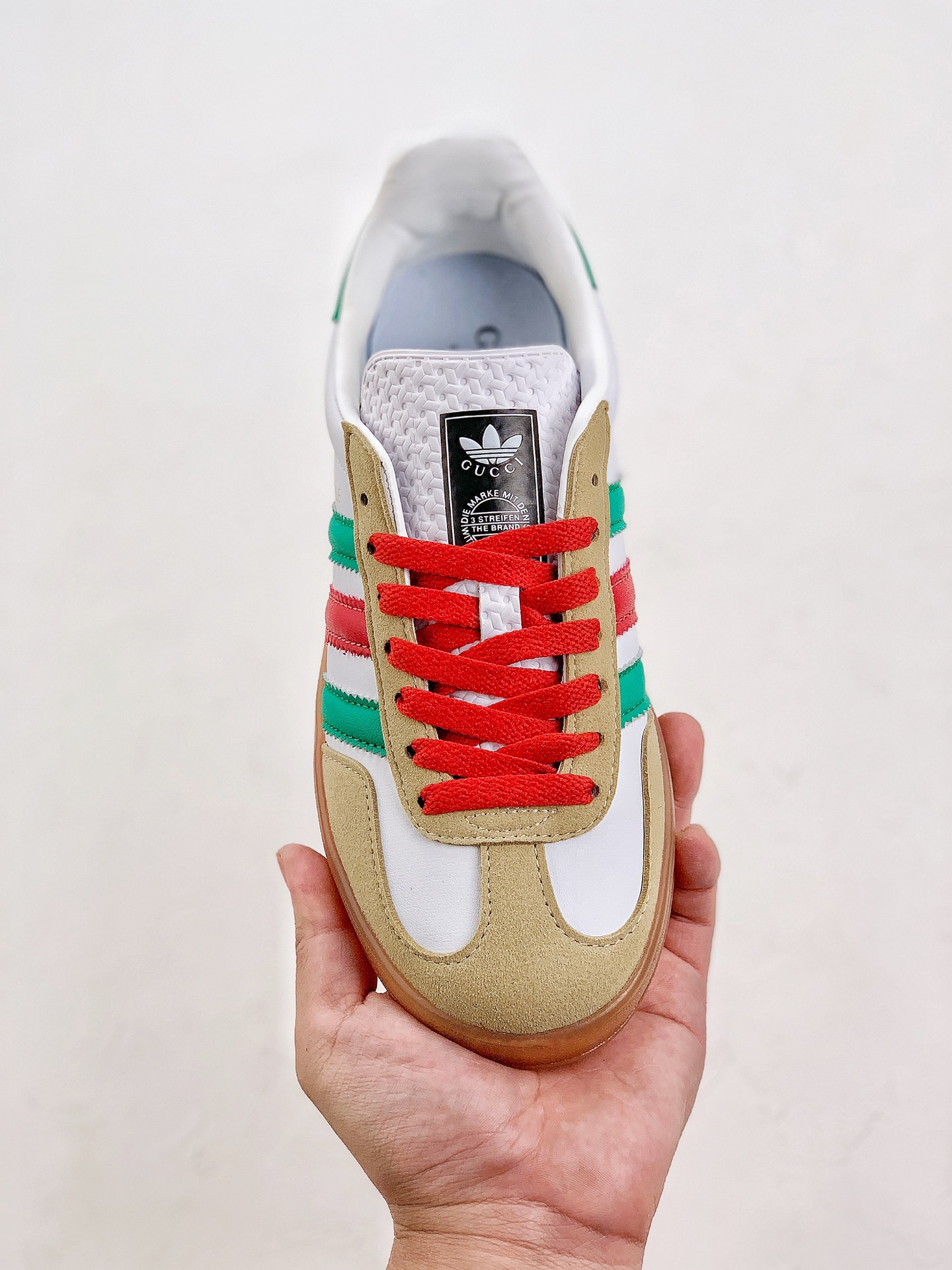 adidas originals x GUCCI Gazelle 'White Green Red' 726487-AAA43-9547