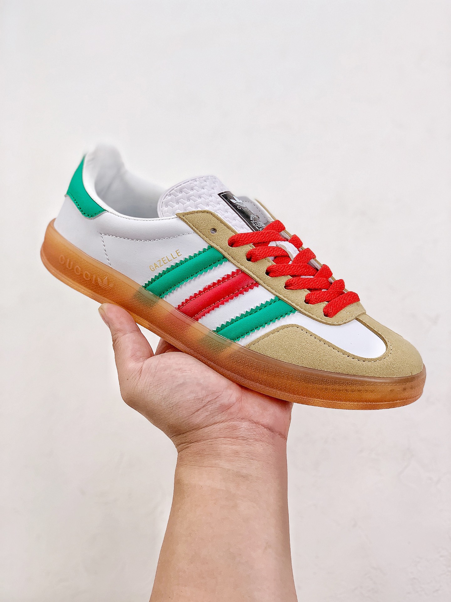 adidas originals x GUCCI Gazelle 'White Green Red' 726487-AAA43-9547