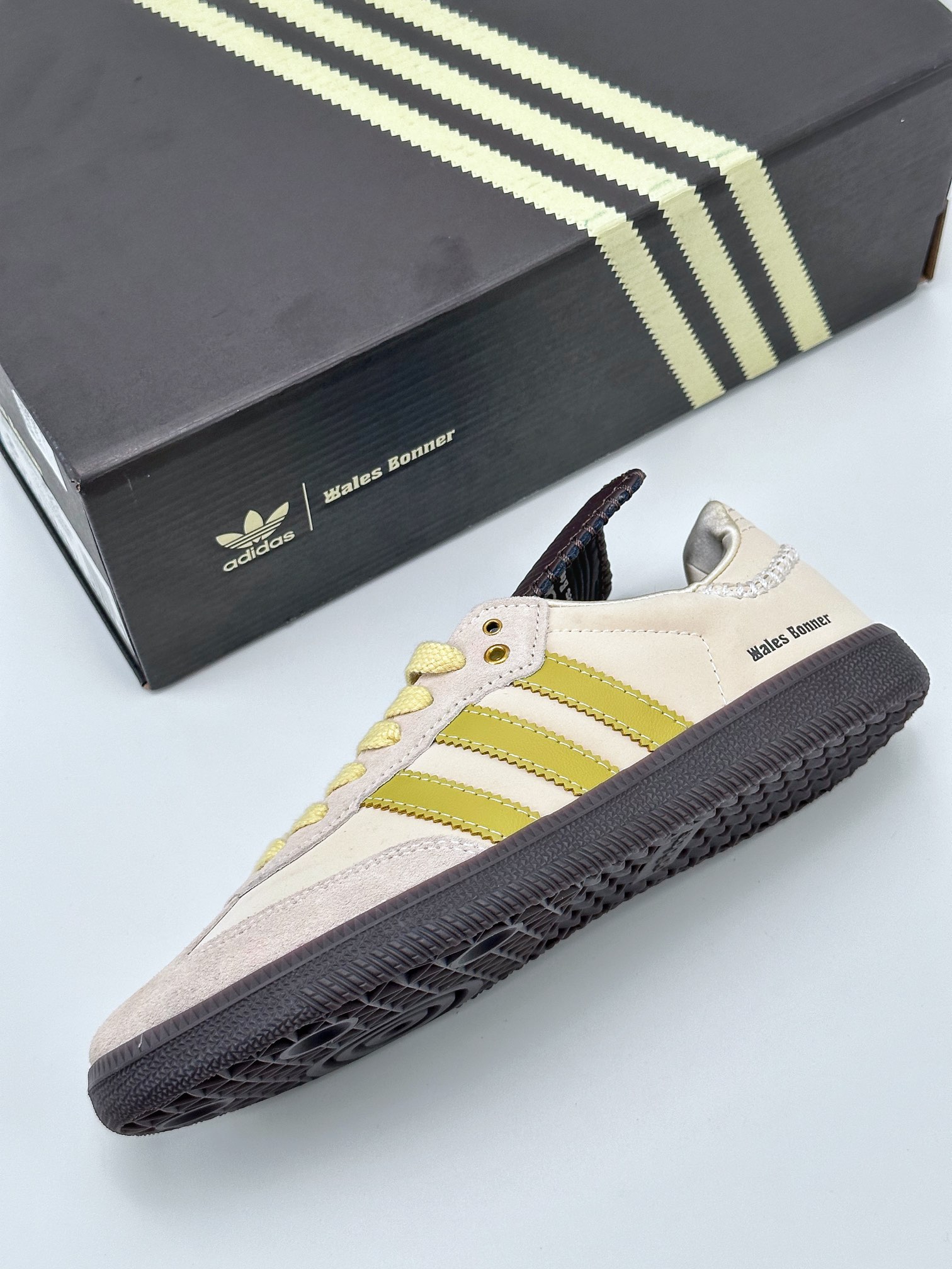 adidas originals x Wales Bonner Samba 'Ecrtin Brown' ID0217