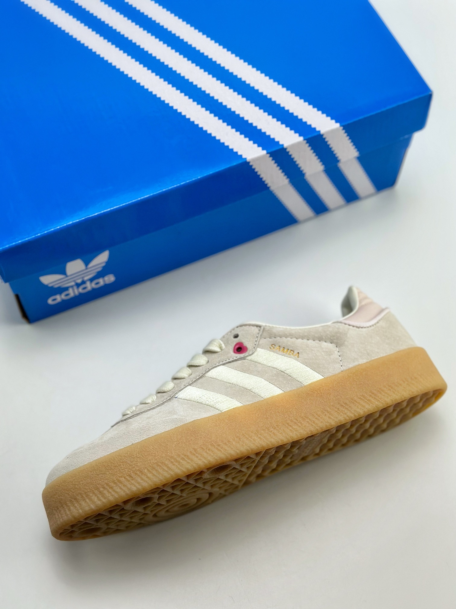 adidas Sambae 'Valentines Day' ID1104