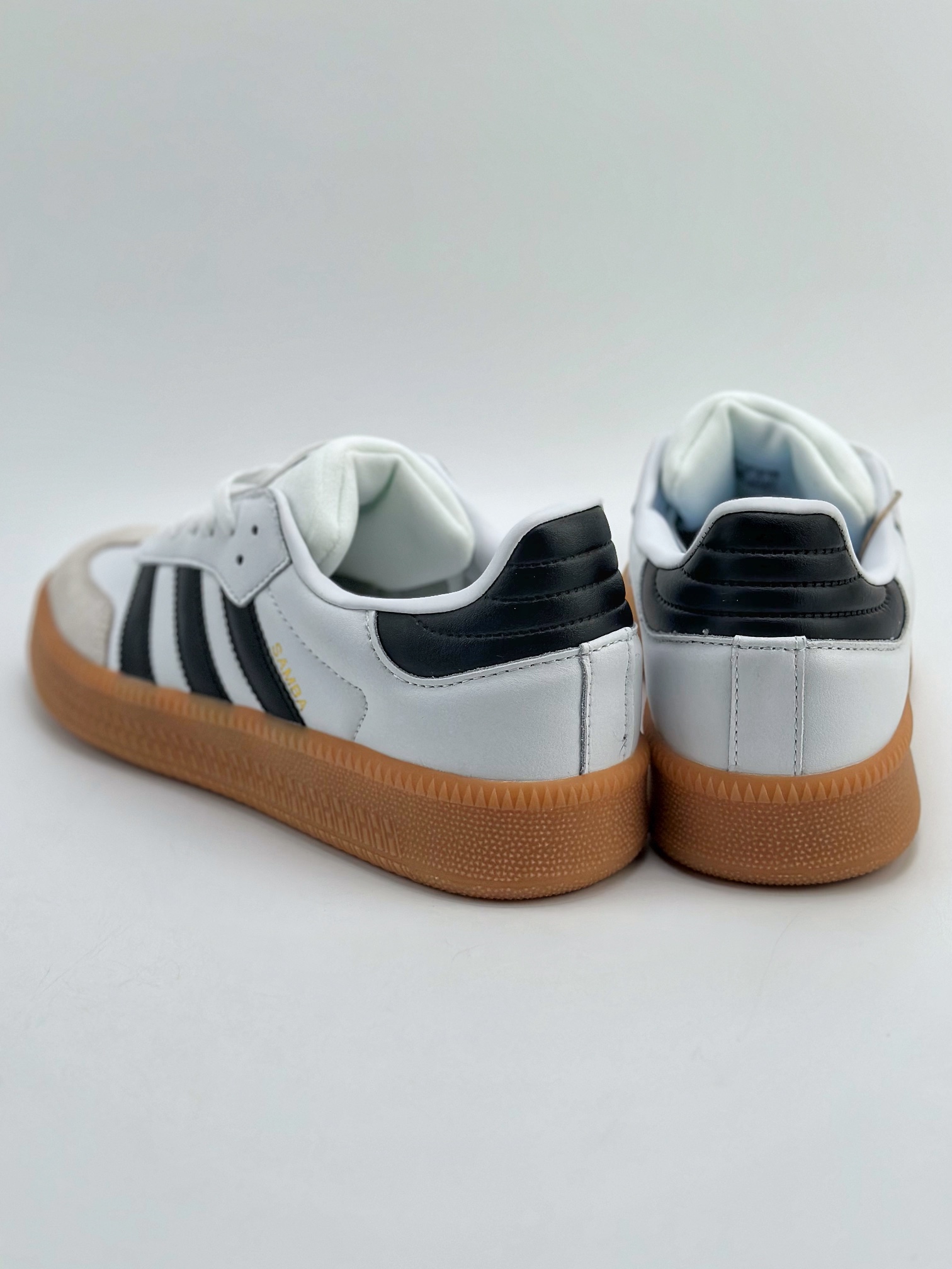 adidas Samba XLG 'White Black Gum' IE1377