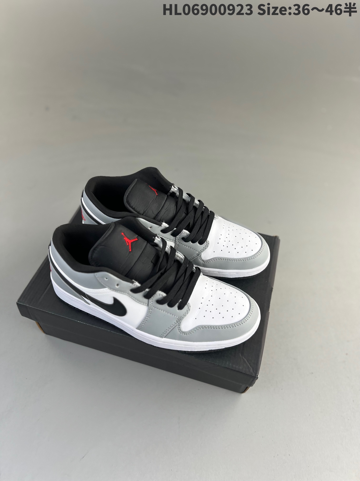 Air Jordan 1 Low 'Light Smoke Grey' 553558-030