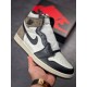 Air Jordan 1 Retro High OG 'Dark Mocha' 555088-105