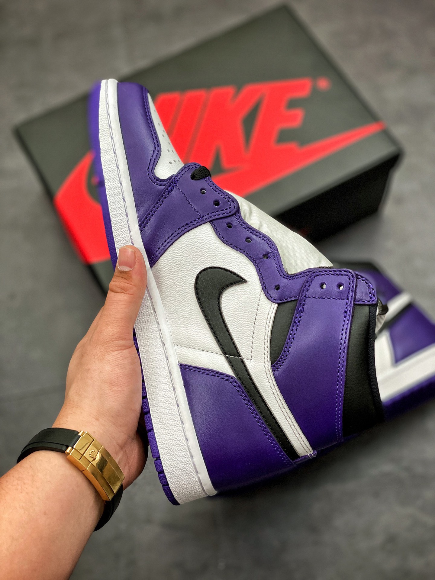 Air Jordan 1 Retro High OG 'Court Purple 2.0' 555088-500