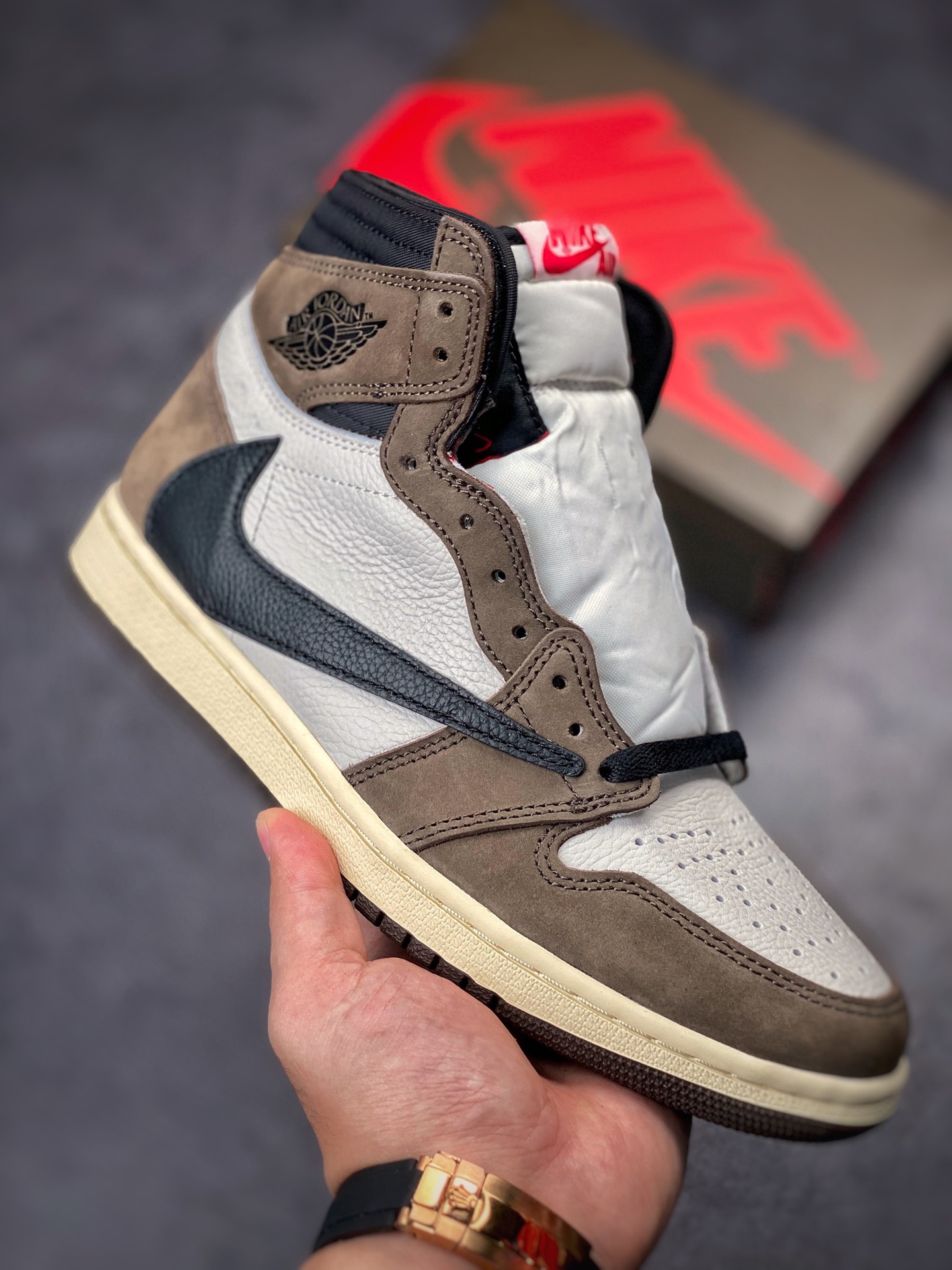 Travis Scott x Air Jordan 1 Retro High OG 'Mocha' CD4487-100