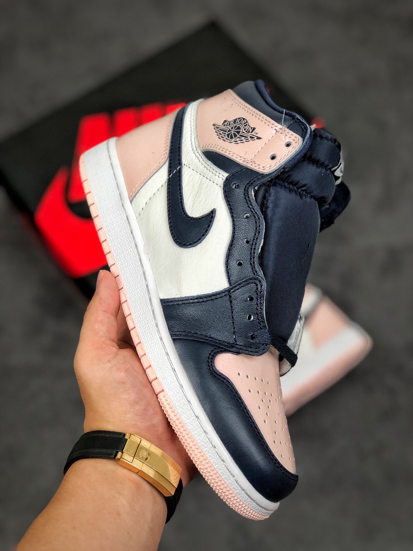 Air Jordan 1 Retro High OG SE 'Bubble Gum' DD9335-641