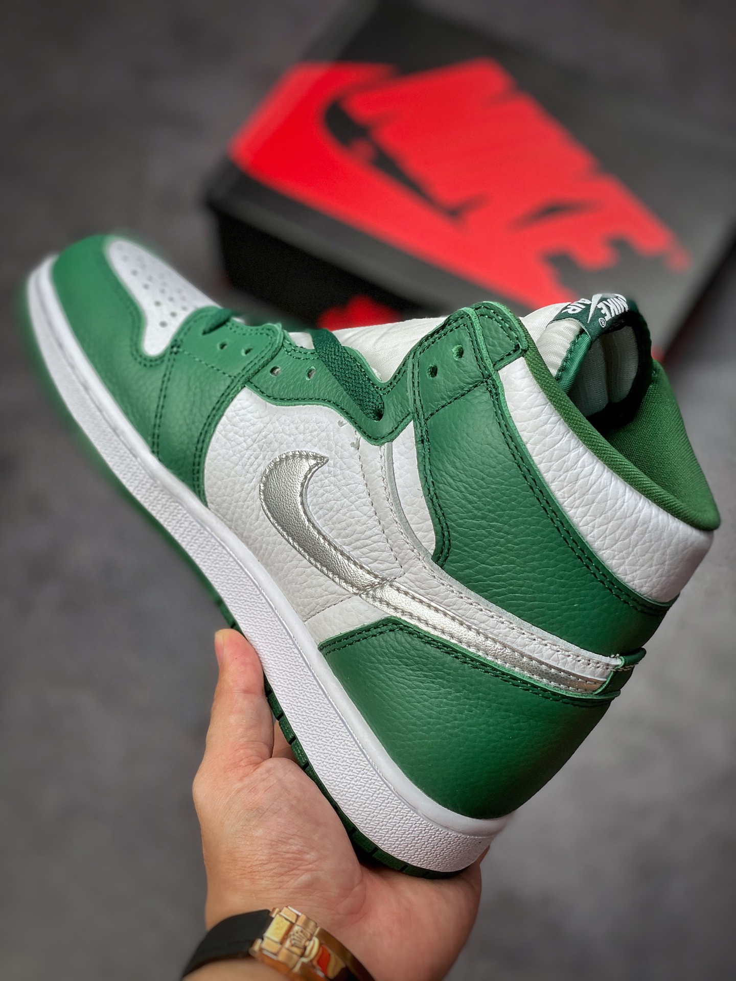 Air Jordan 1 Retro High OG 'Gorge Green' DZ5485-303