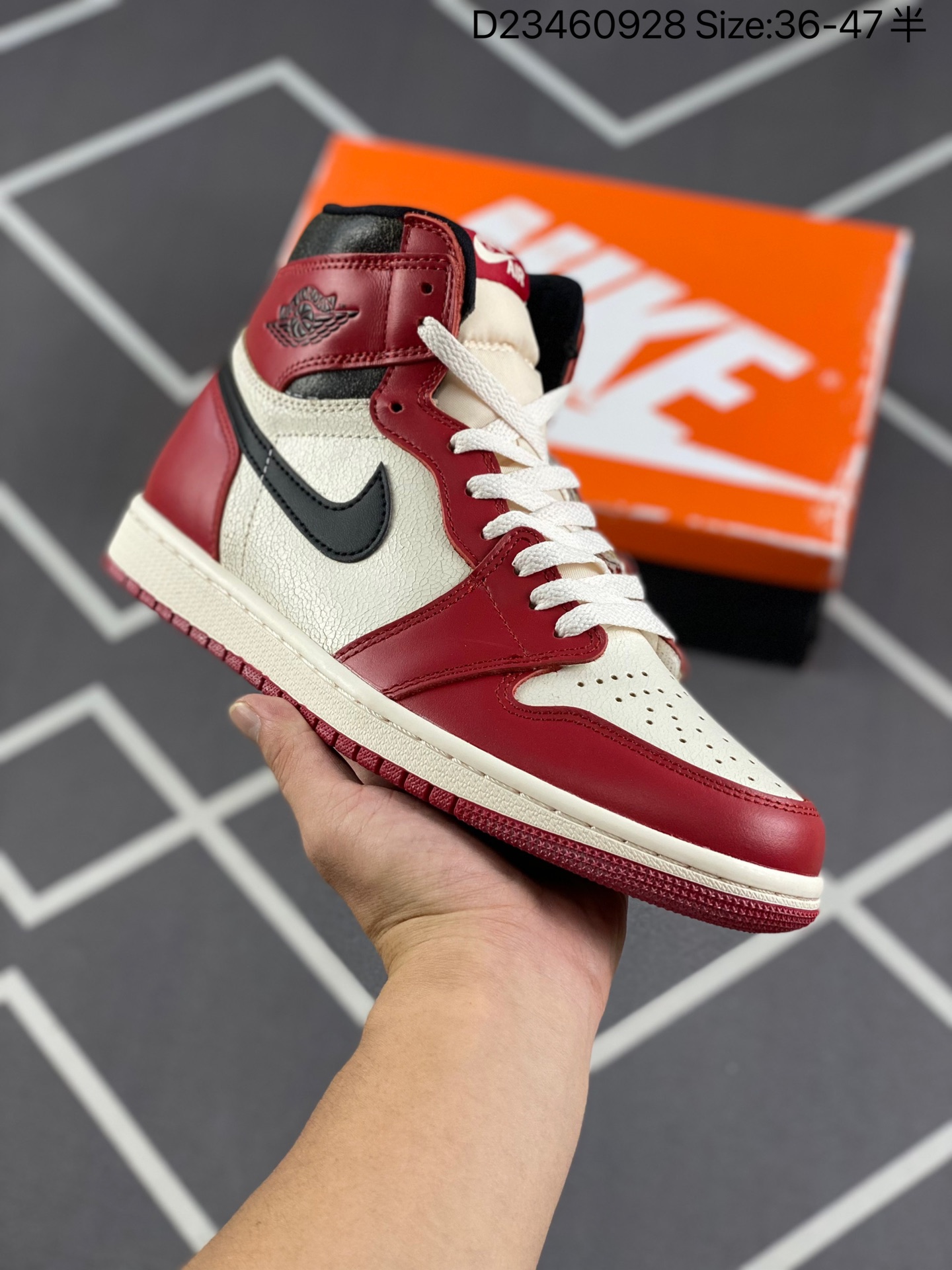 Air Jordan 1 Retro High OG 'Chicago Lost & Found' DZ5485-612