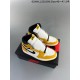 Air Jordan 1 Retro High OG 'Yellow Ochre' DZ5485-701