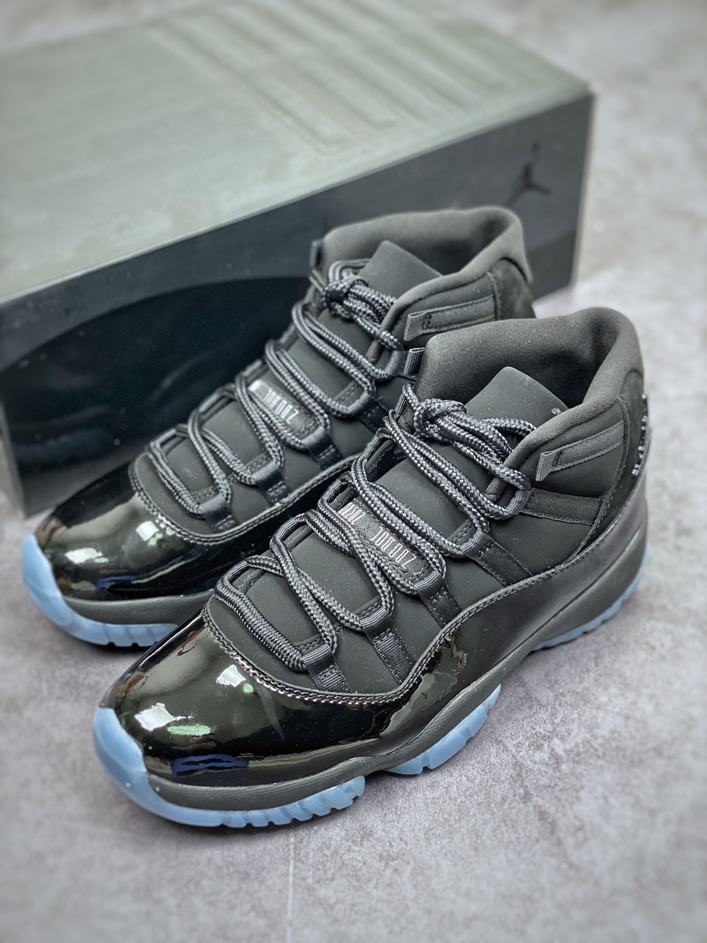 Air Jordan 11 Retro 'Cap and Gown' 378037-005