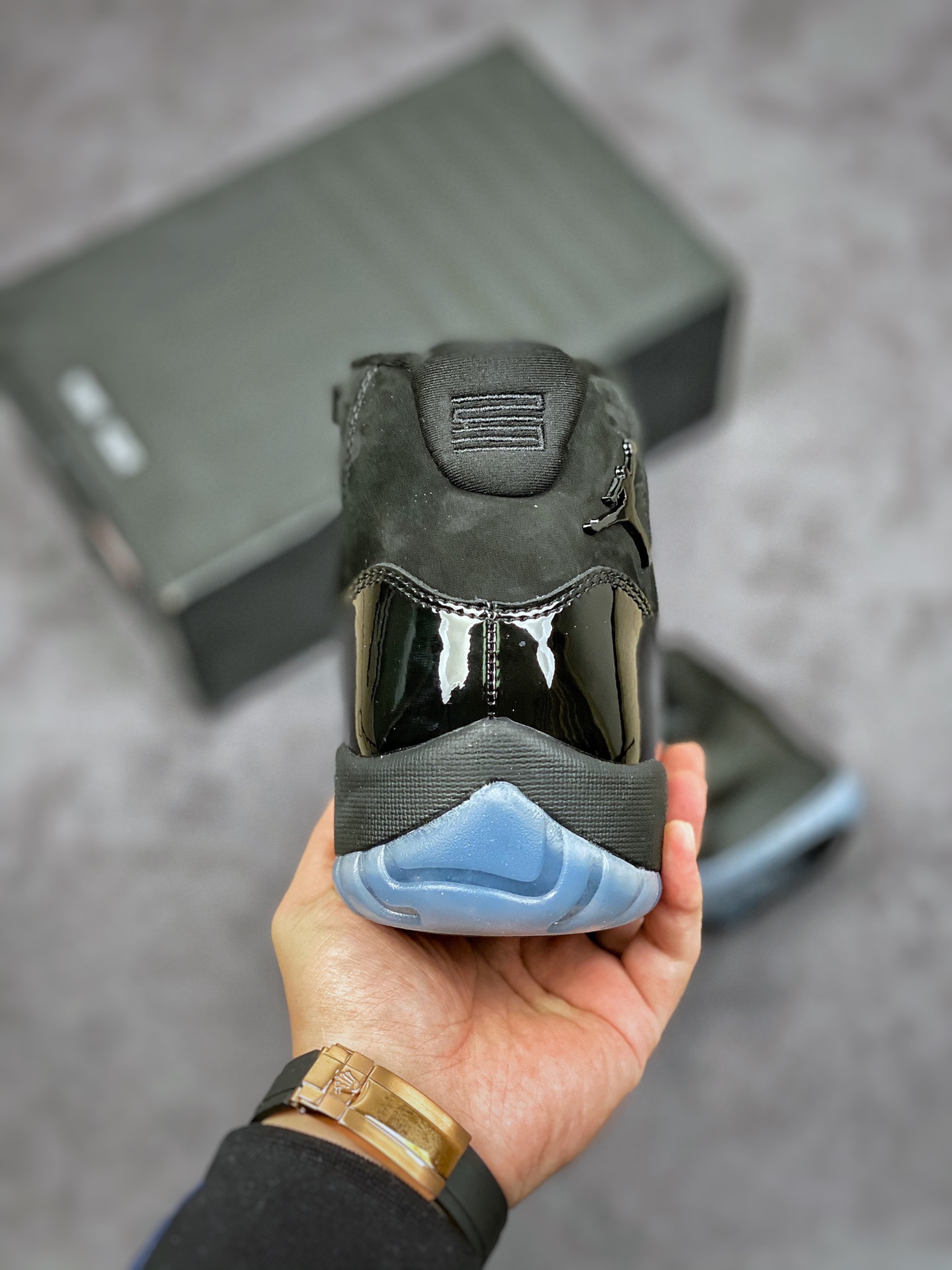 Air Jordan 11 Retro 'Cap and Gown' 378037-005