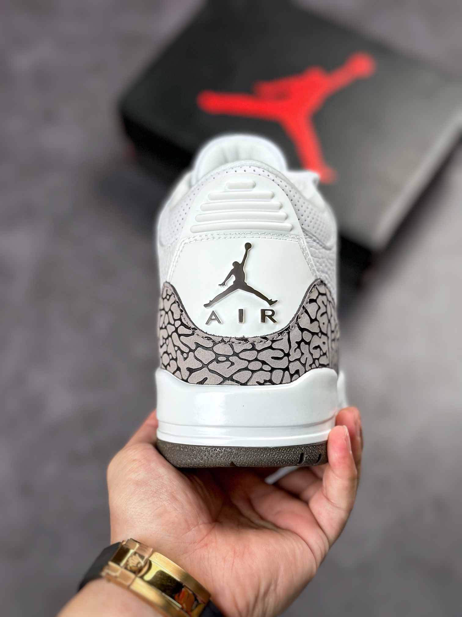 Air Jordan 3 Retro 'Mocha' 2018 136064-122