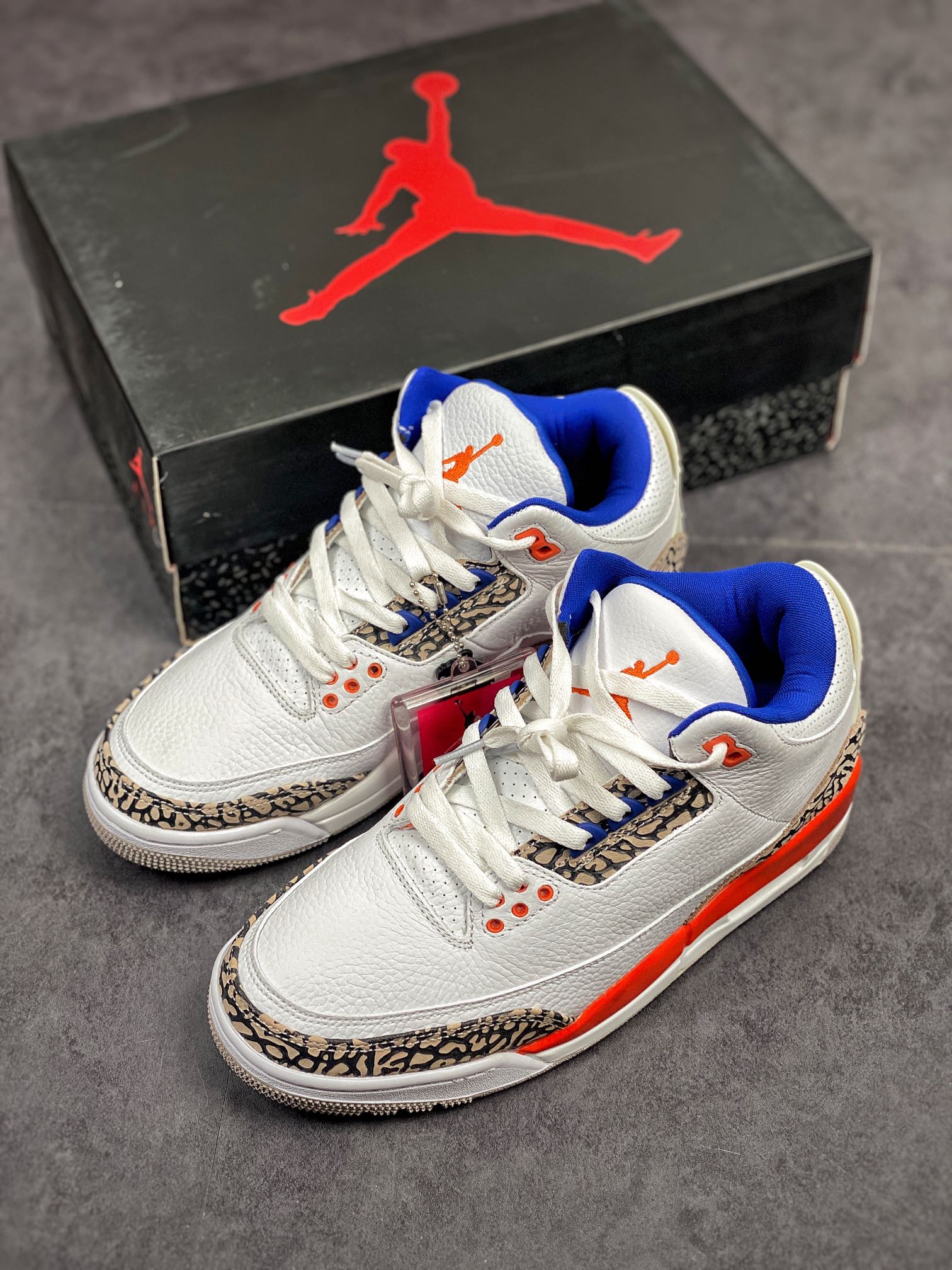 Air Jordan 3 Retro 'Knicks' 136064-148