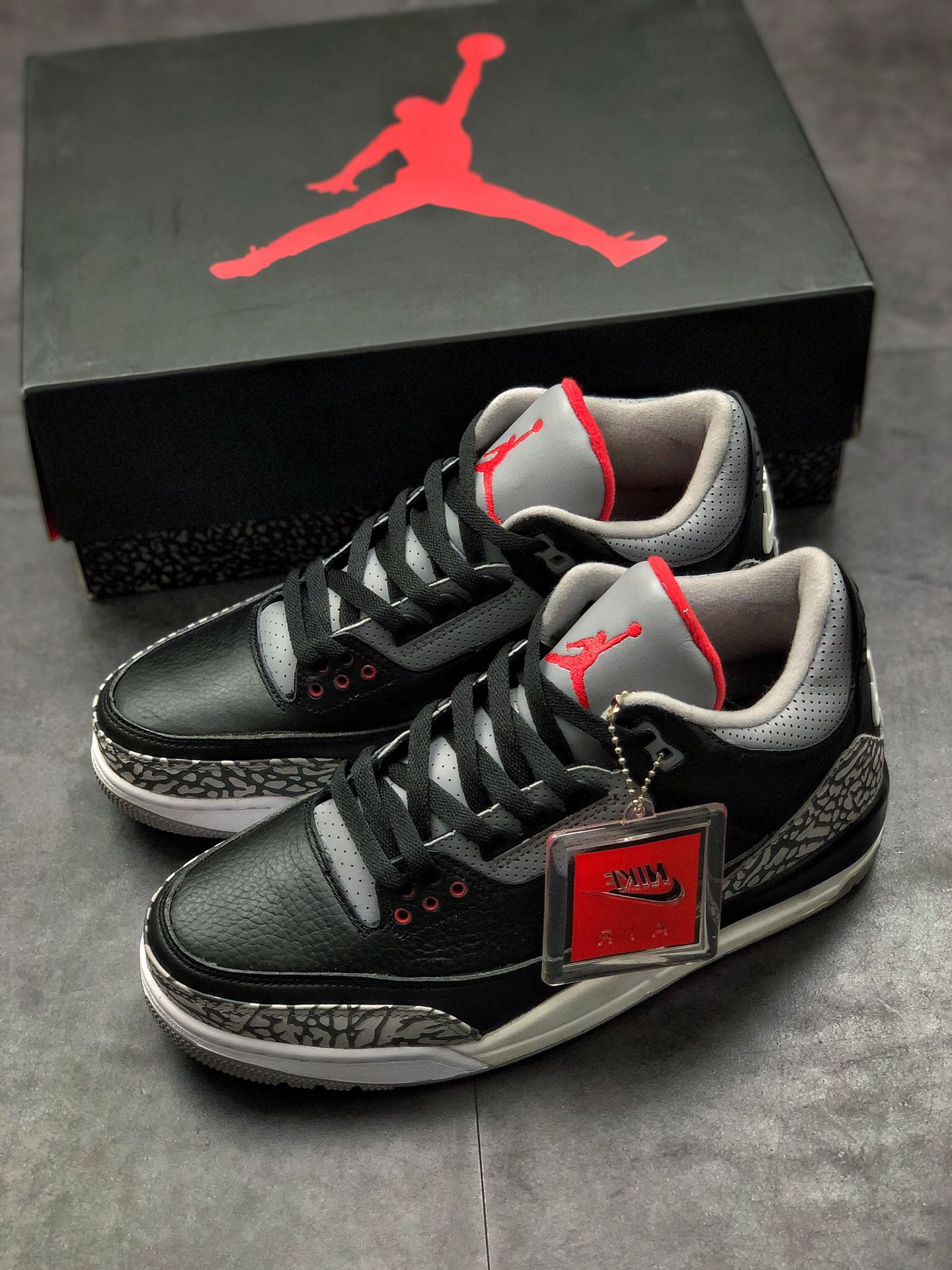 Air Jordan 3 Retro OG 'Black Cement' 2018 854262-001