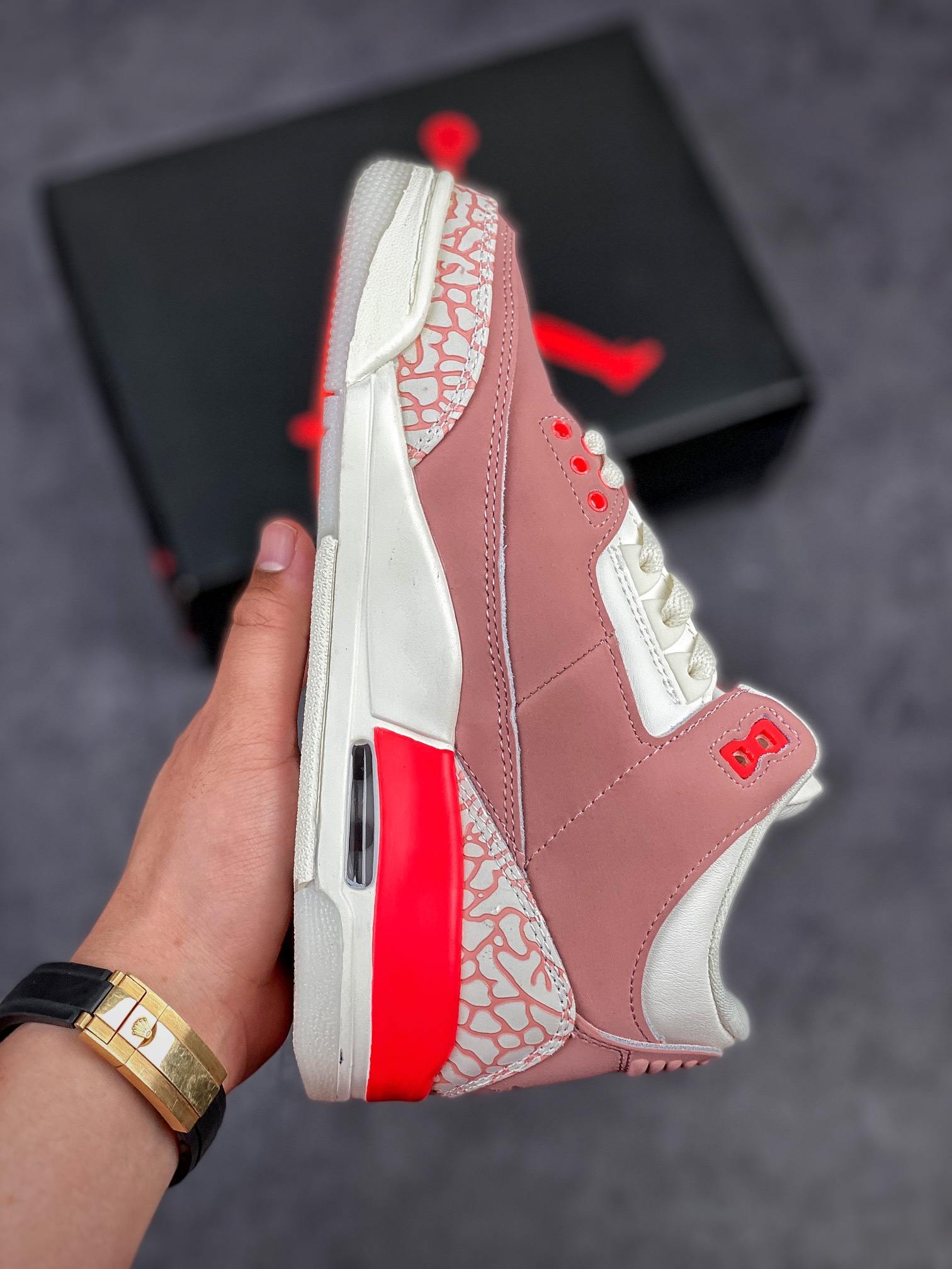 Air Jordan 3 Retro 'Rust Pink' CK9246-600