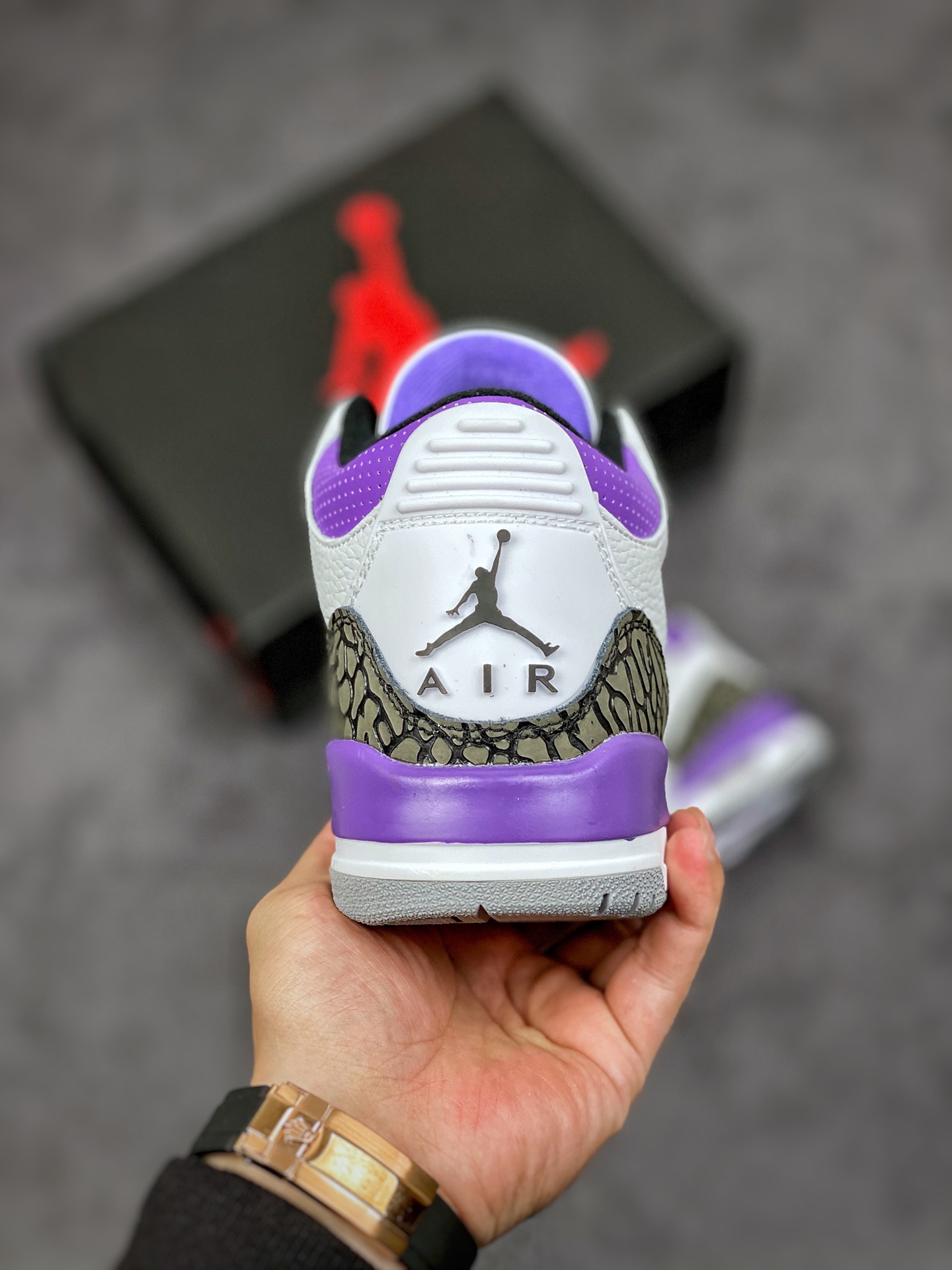 Air Jordan 3 Retro 'Dark Iris' CT8532-105