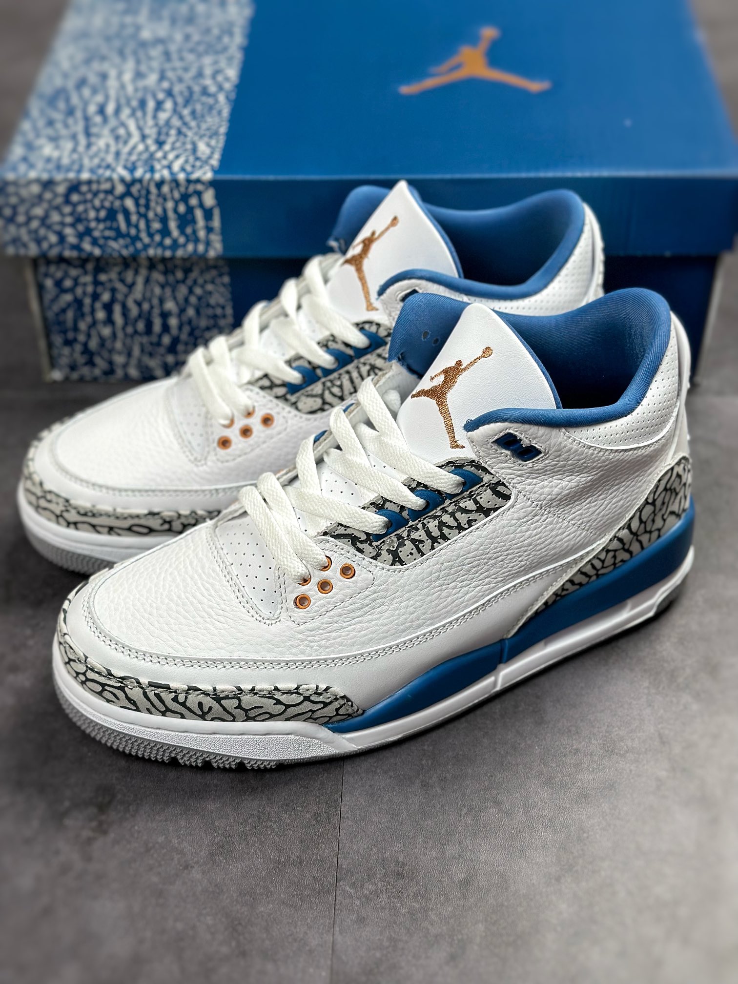 Air Jordan 3 Retro 'Wizards' CT8532-148