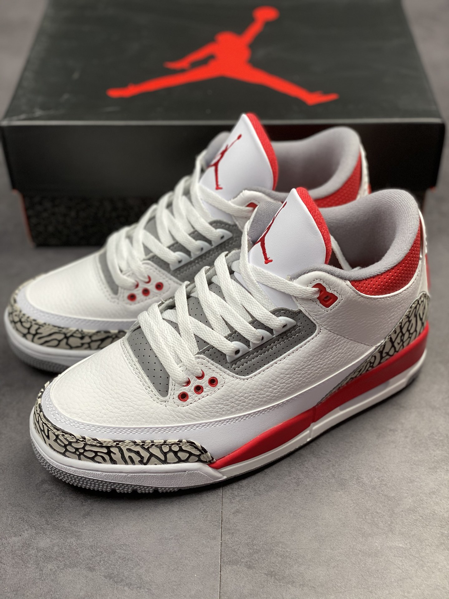 Air Jordan 3 Retro 'Fire Red' 2022 DN3707-160