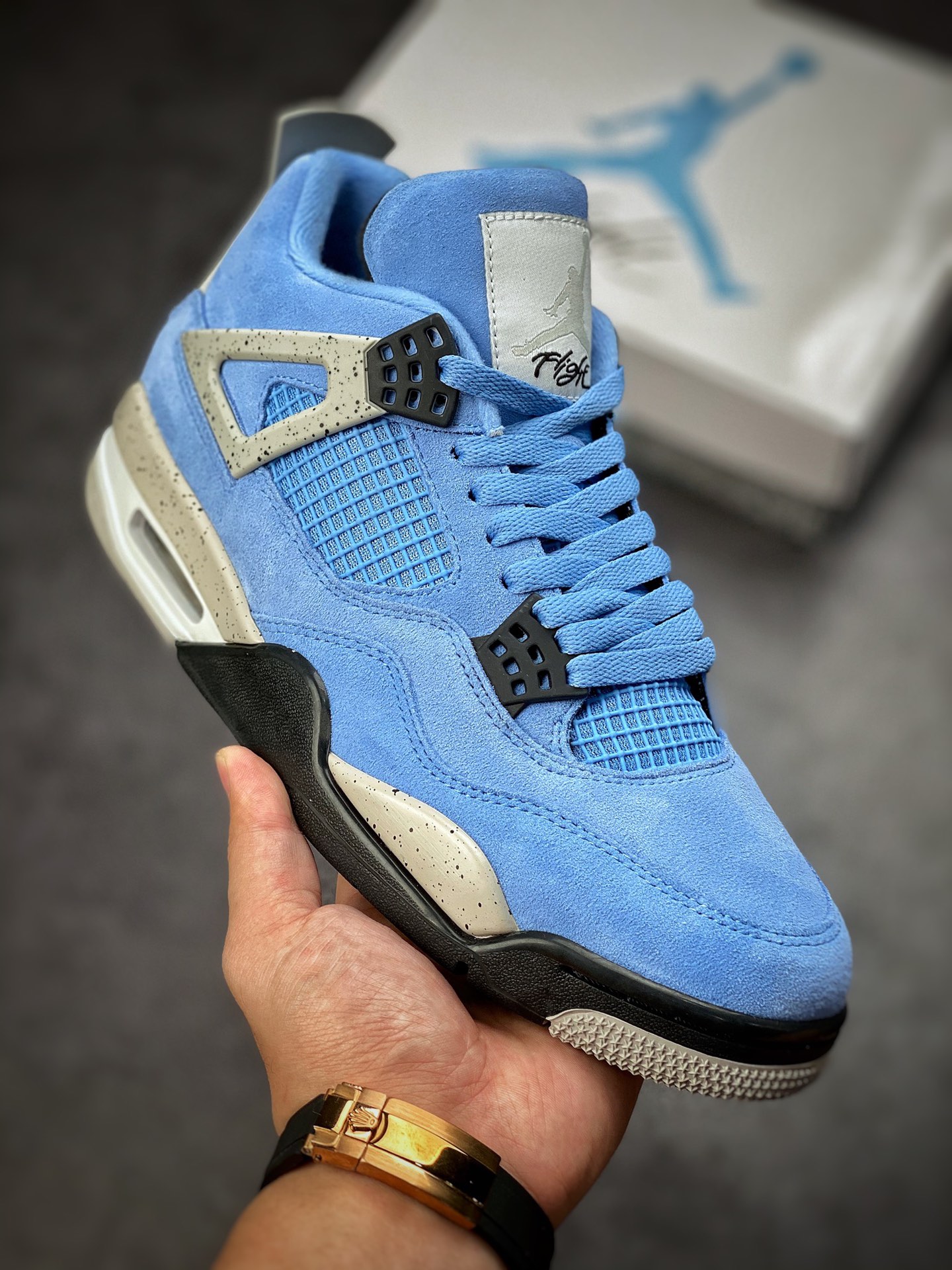 Air Jordan 4 Retro 'University Blue' CT8527-400