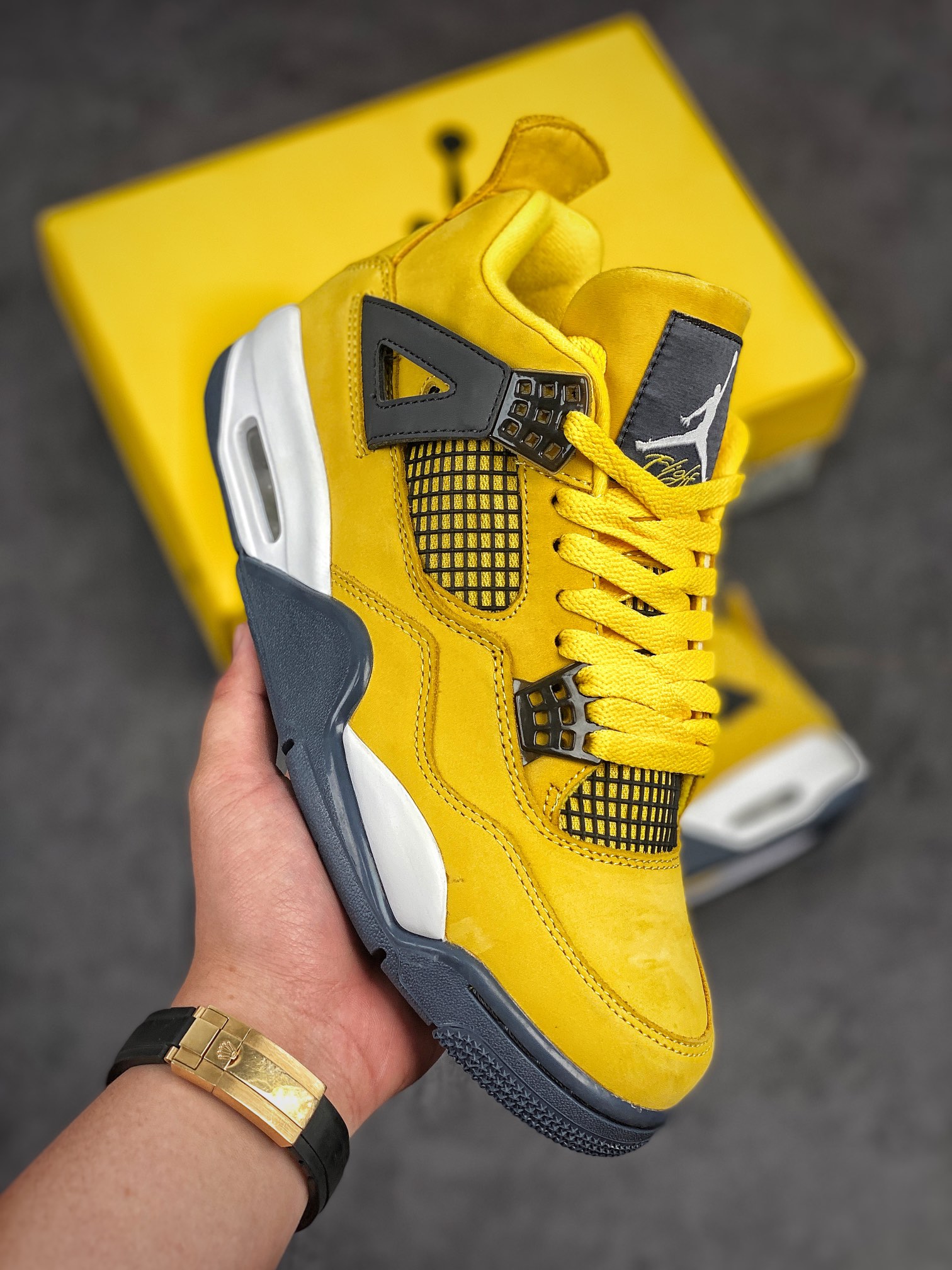 Air Jordan 4 Retro 'Lightning' 2021 CT8527-700