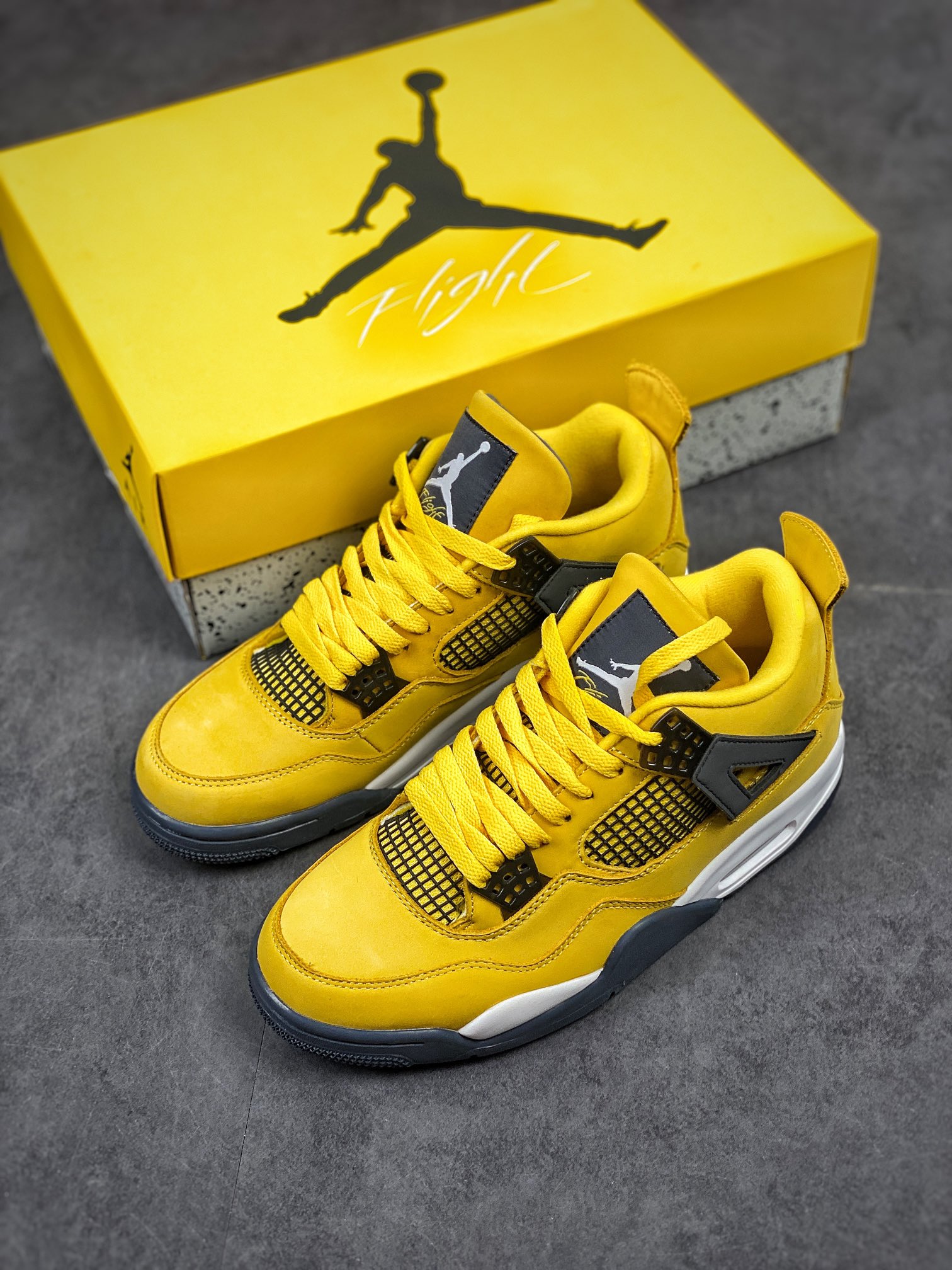 Air Jordan 4 Retro 'Lightning' 2021 CT8527-700