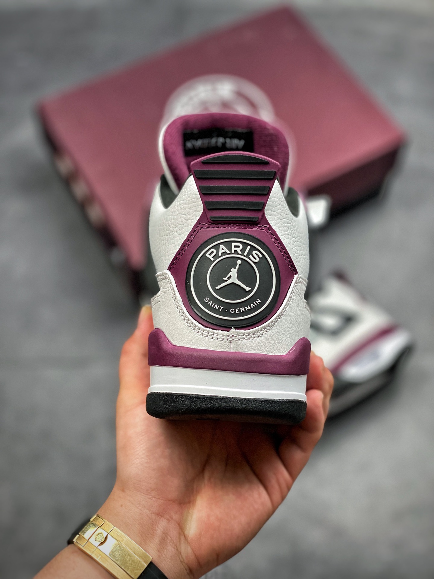 Air Jordan 4 Retro x Paris Saint-Germain 'Bordeaux' CZ5624-100