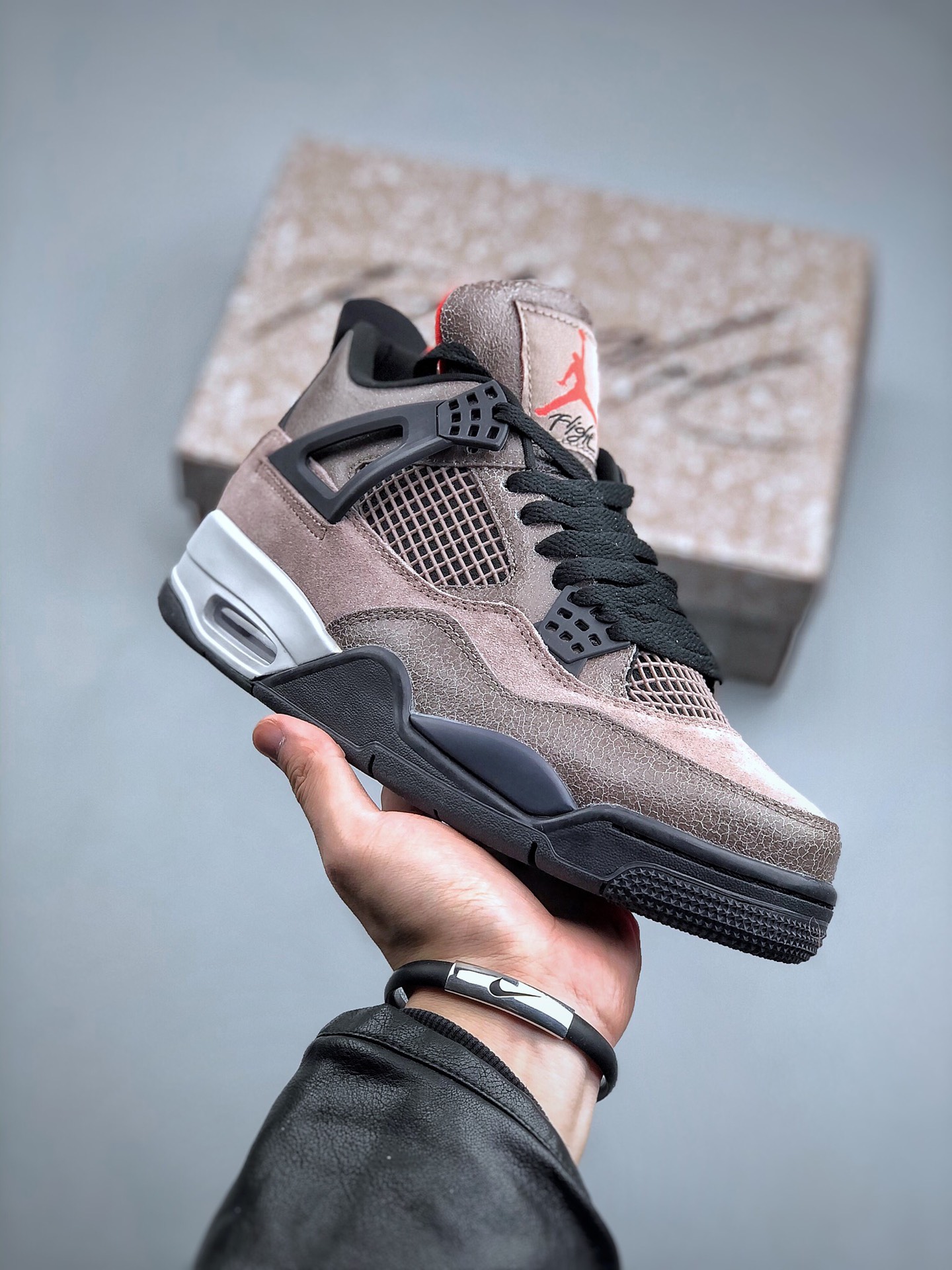 Air Jordan 4 Retro 'Taupe Haze' DB0732-200