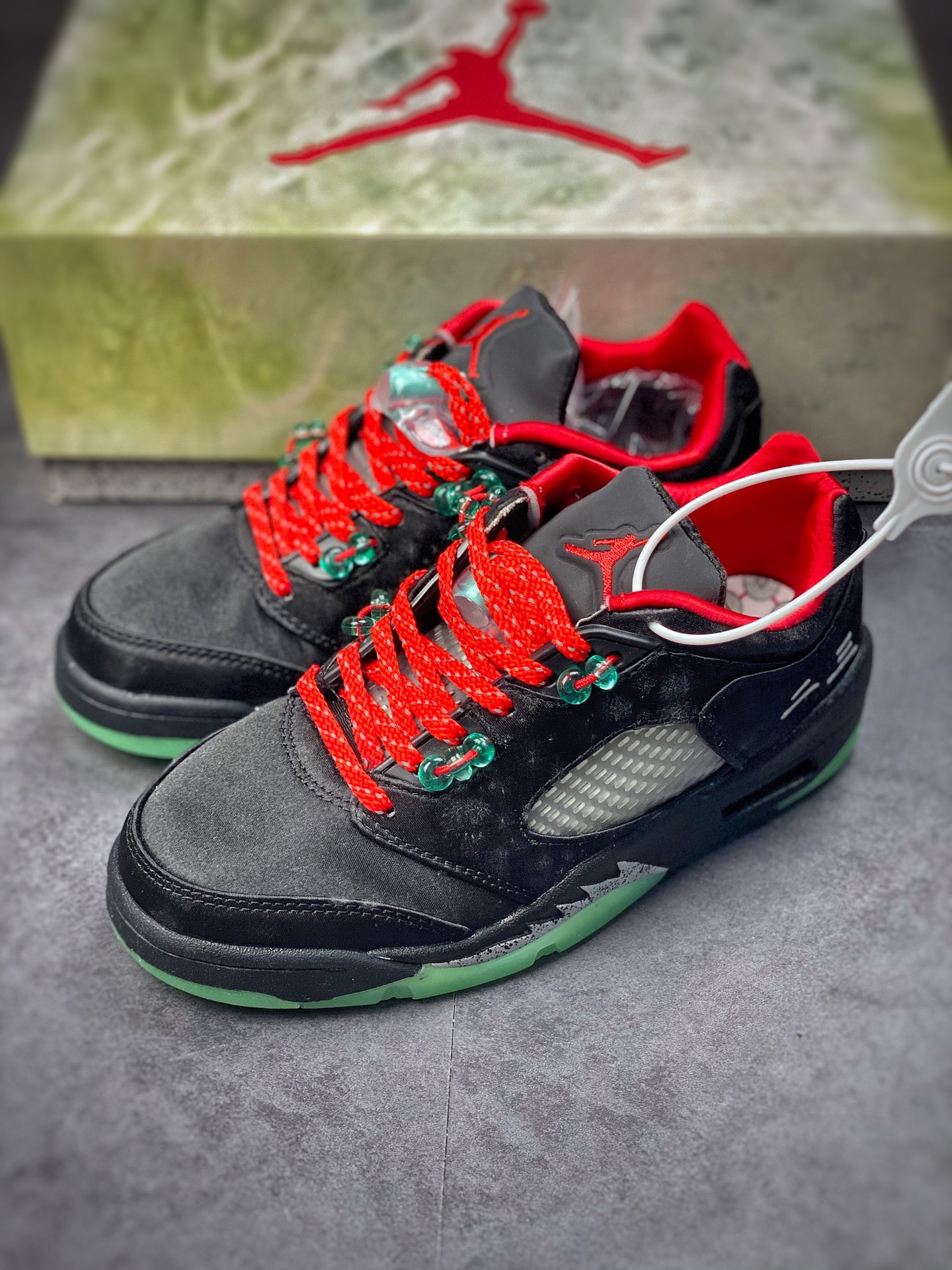 CLOT x Air Jordan 5 Retro Low 'Jade' DM4640-036