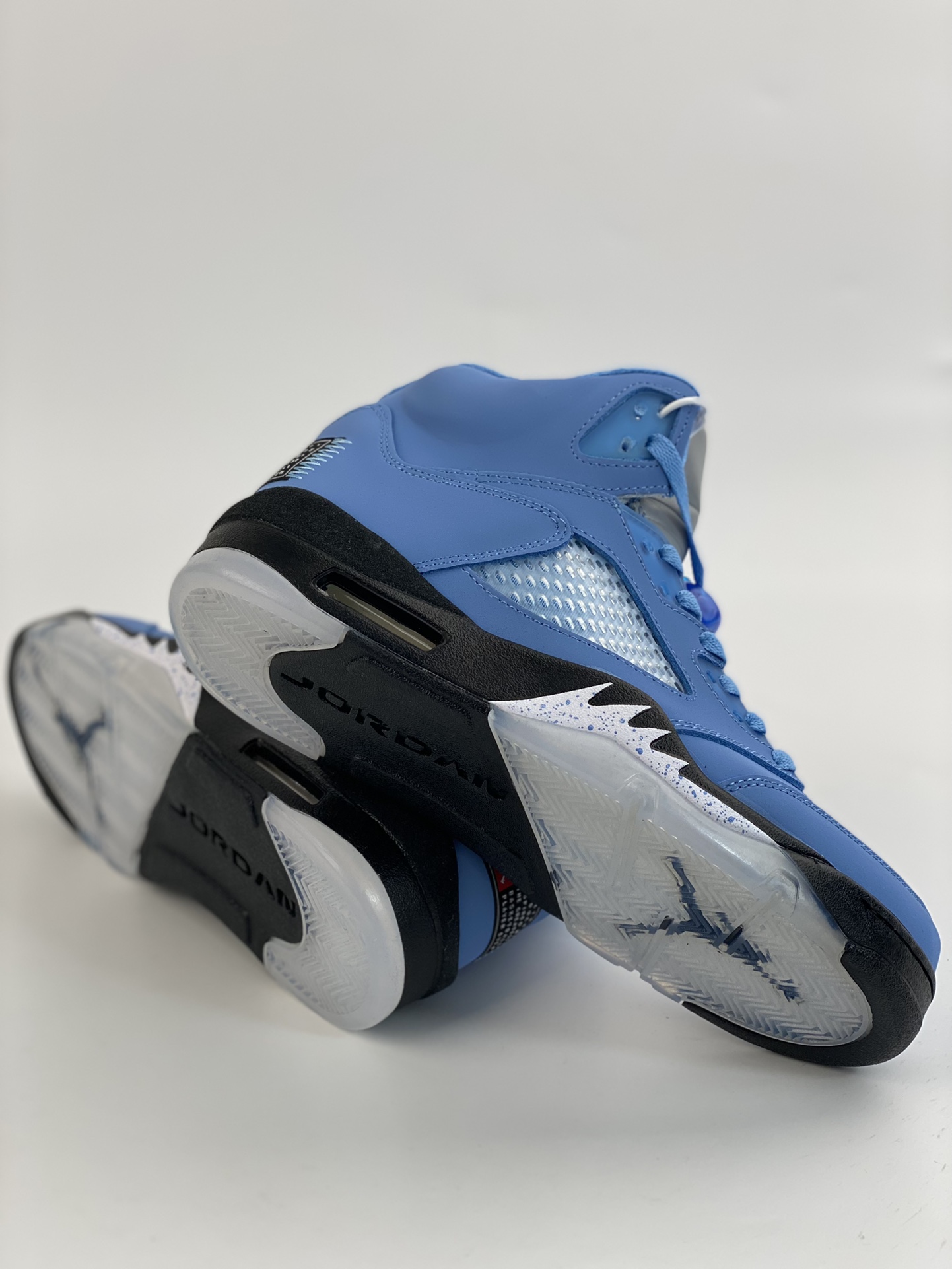 Air Jordan 5 Retro 'UNC University Blue' DV1310-401