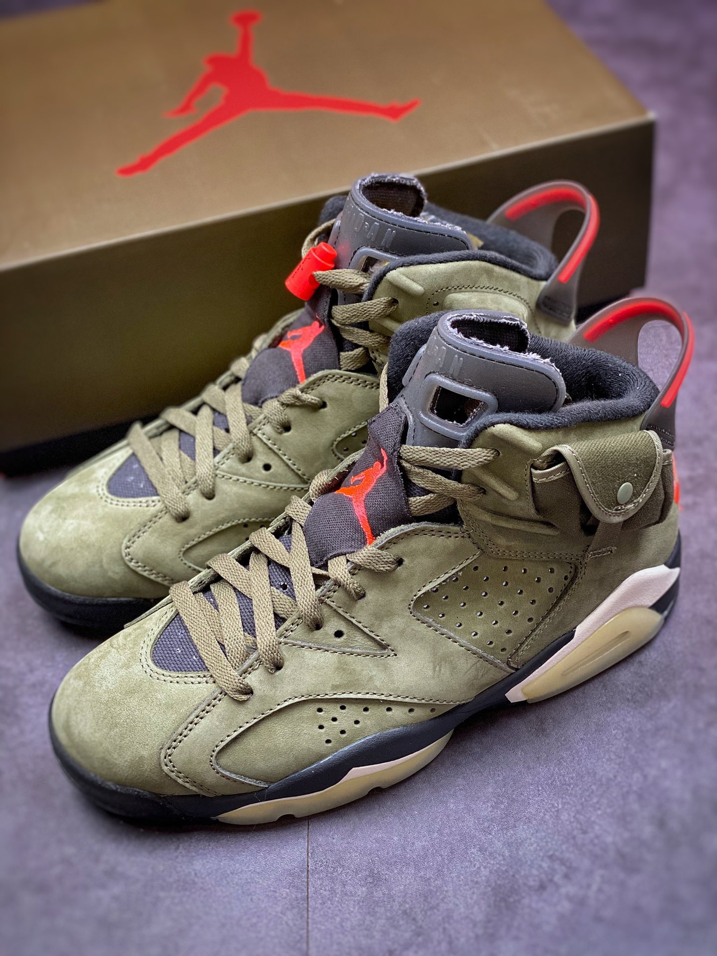 Travis Scott x Air Jordan 6 Retro 'Olive' CN1084-200