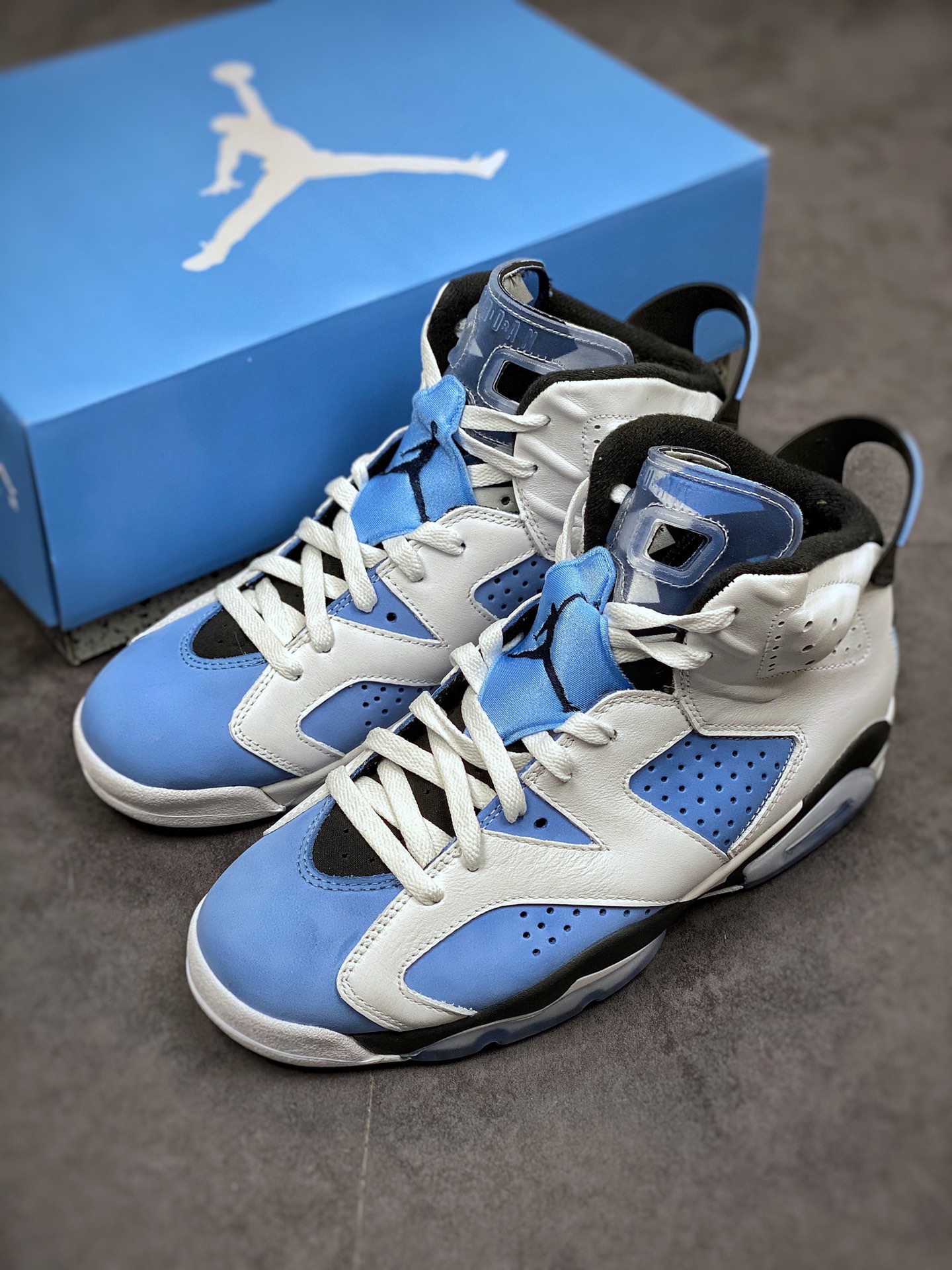 Air Jordan 6 Retro 'UNC Home' CT8529-410