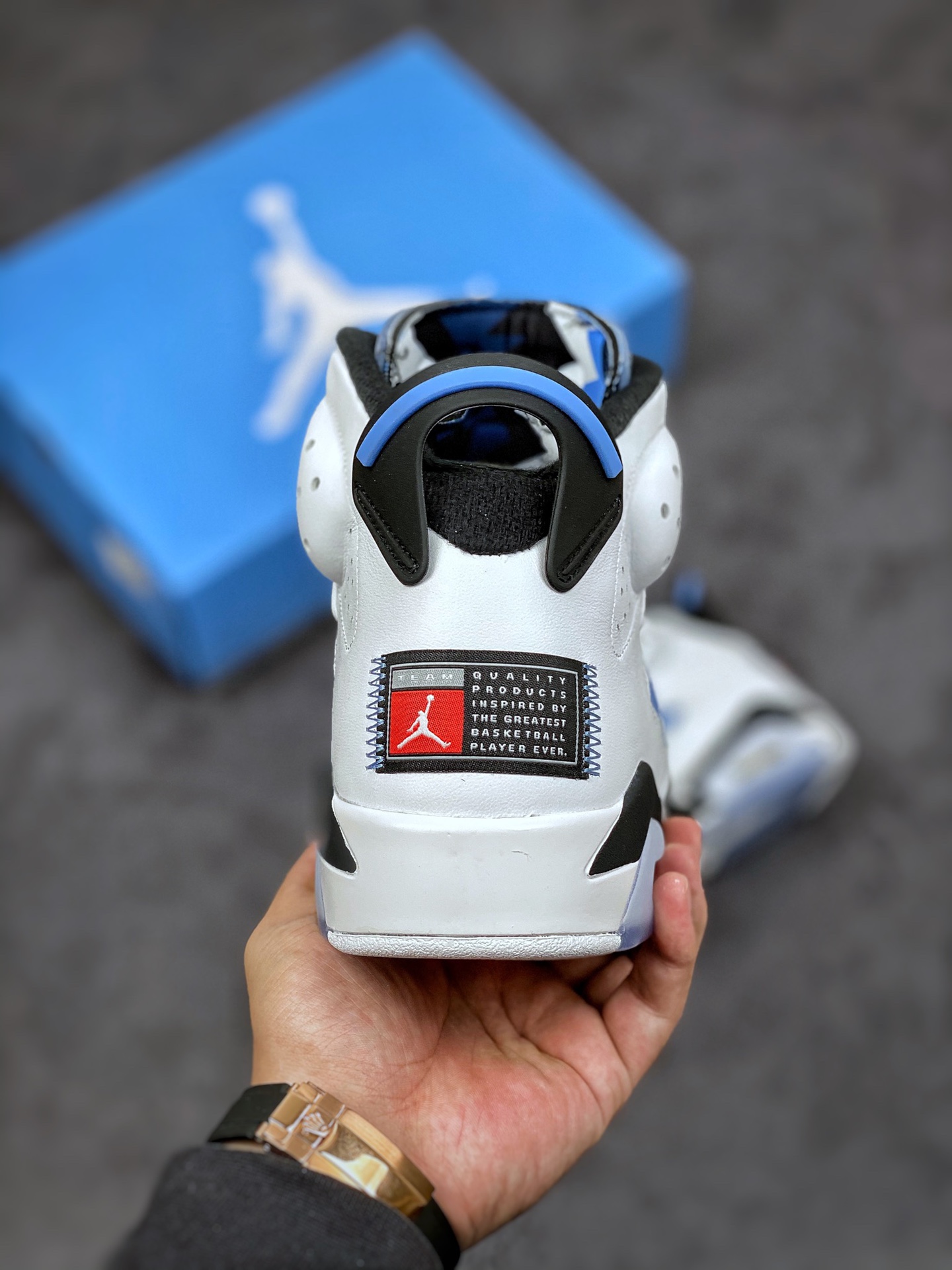 Air Jordan 6 Retro 'UNC Home' CT8529-410