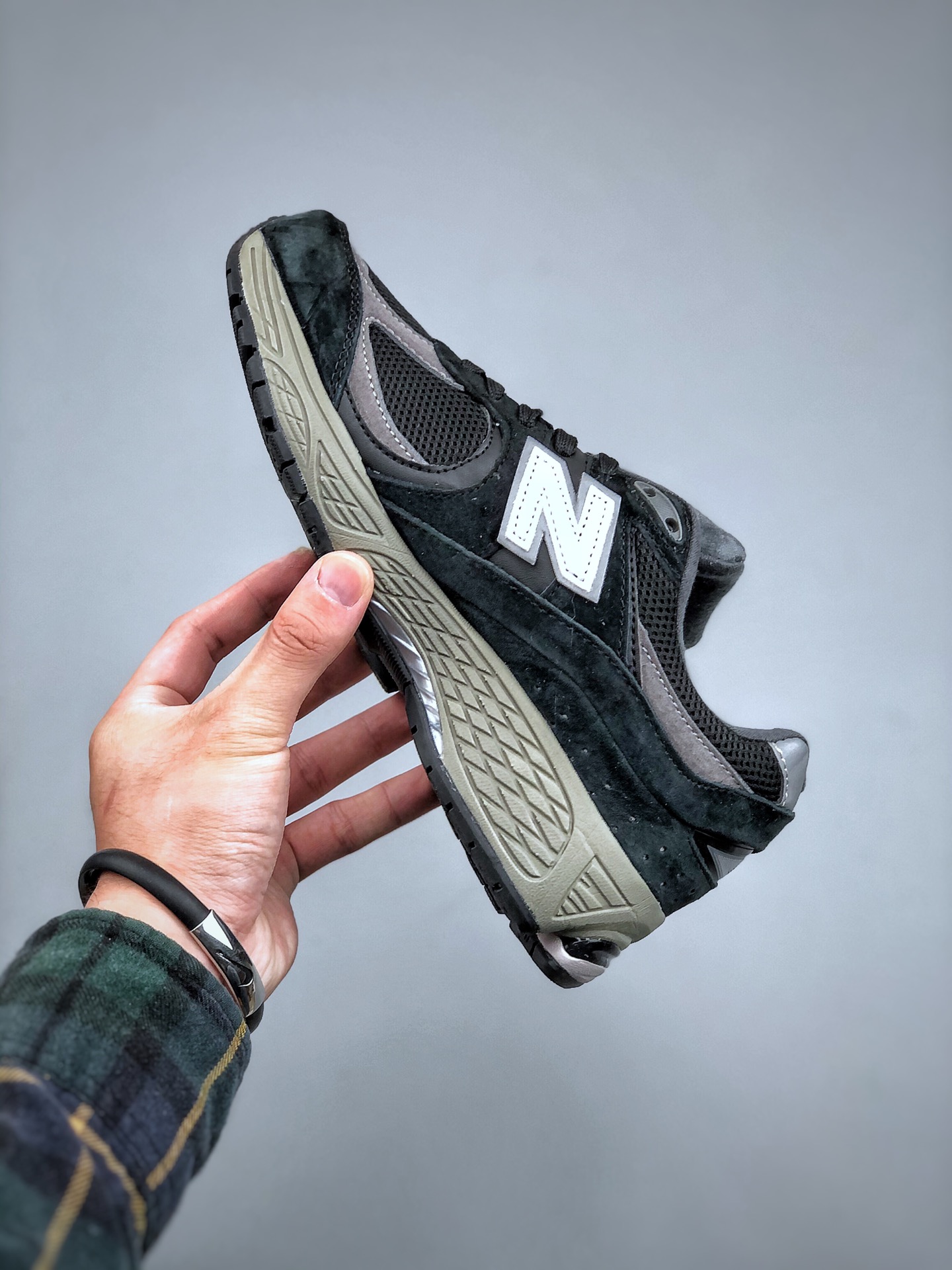 New Balance 2002R 'Protection Pack - Black Grey' M2002RDJ