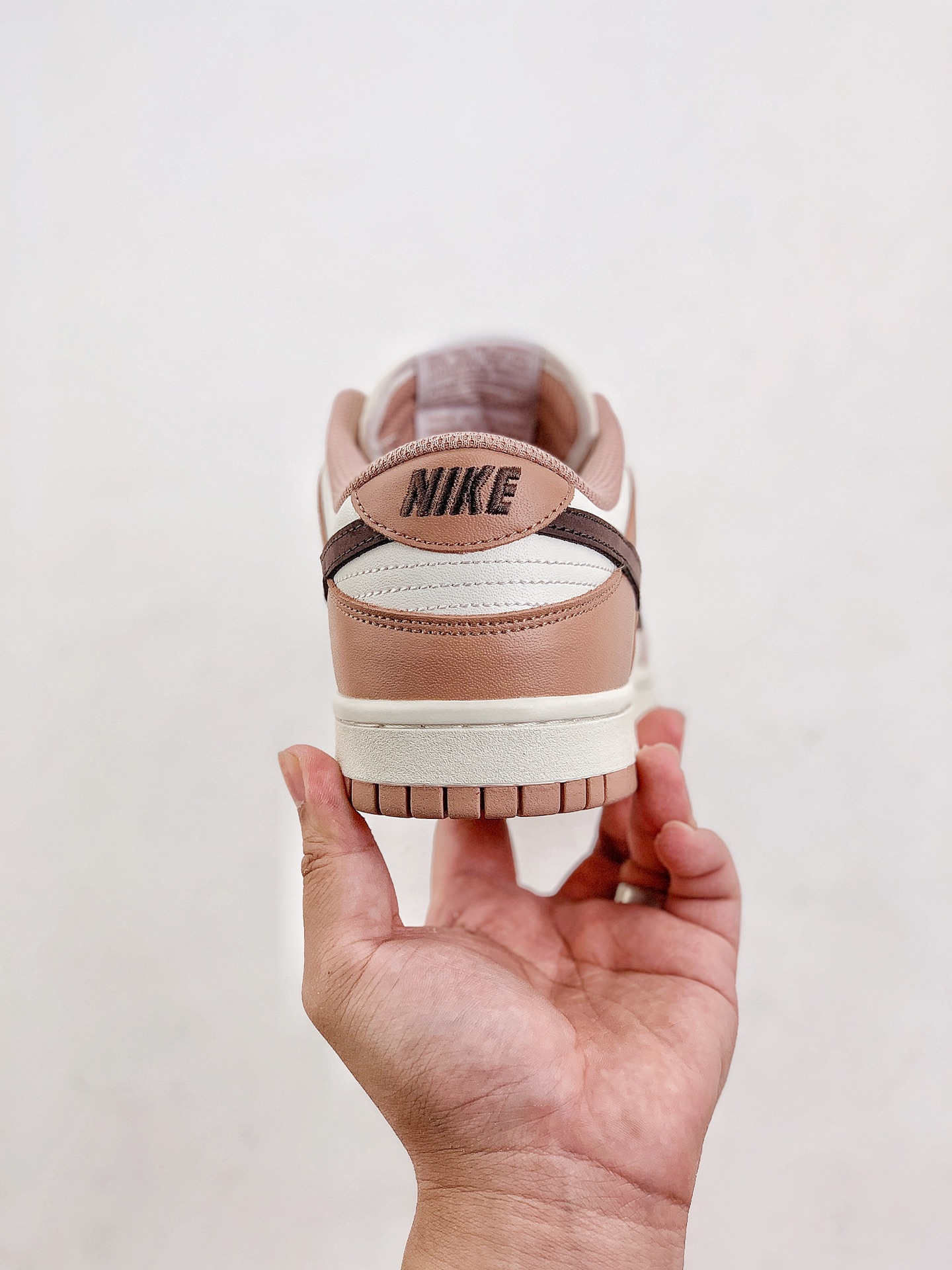 Nike Dunk Low 'Diffused Taupe' DD1503-125