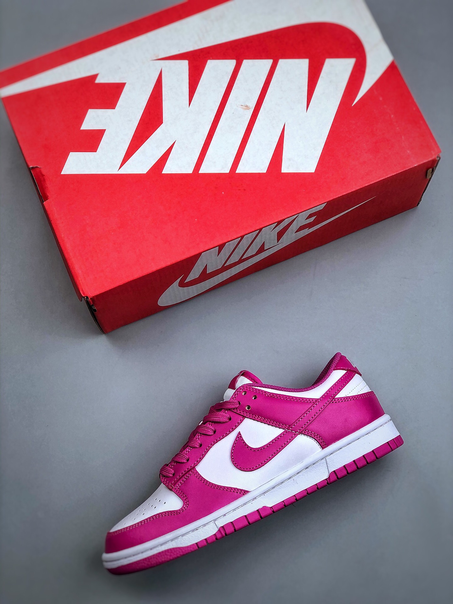 Nike Dunk Low 'Active Fuchsia' FJ0704-100