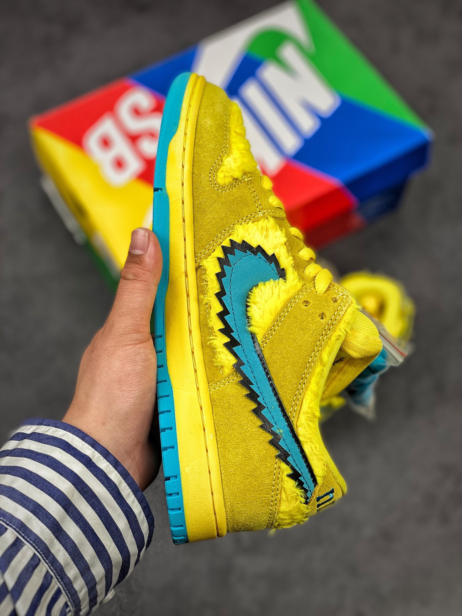 Nike x Grateful Dead SB Dunk Low 'Yellow Bear' CJ5378-700