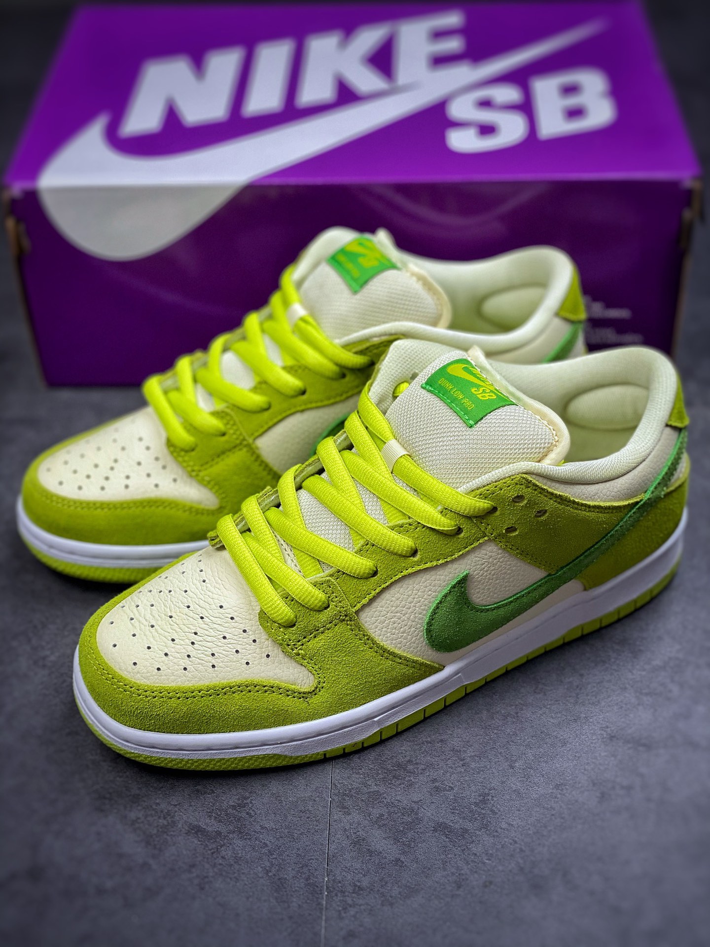 Nike Dunk Low Pro SB 'Fruity Pack - Green Apple' DM0807-300