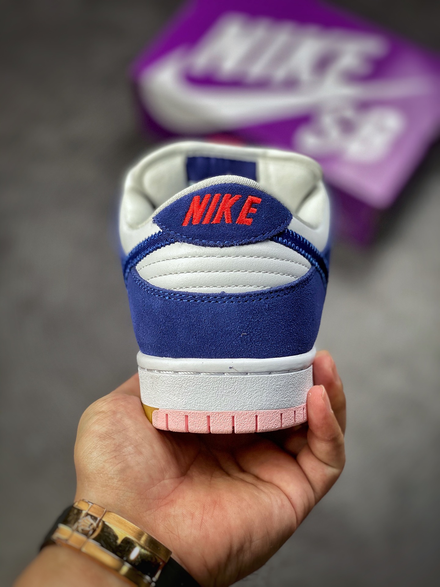 Nike SB Dunk Low 'Los Angeles Dodgers' DO9395-400