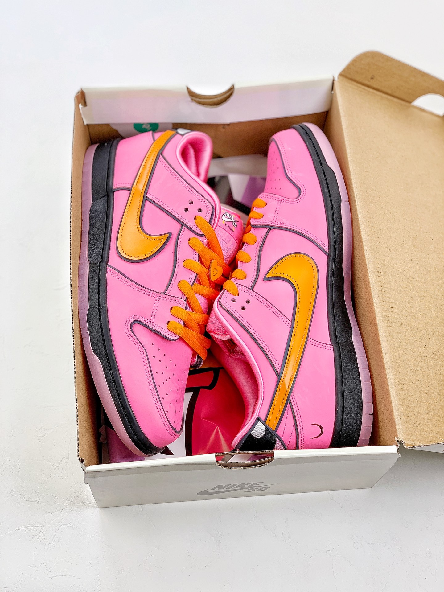 Nike x The Powerpuff Girls SB Dunk Low Prox QS 'Blossom' FD2631-600