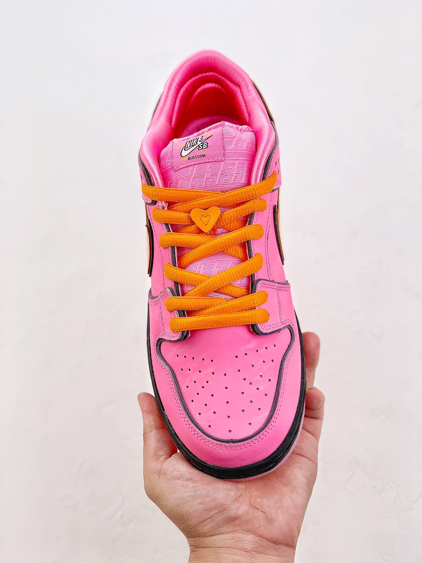 Nike x The Powerpuff Girls SB Dunk Low Prox QS 'Blossom' FD2631-600