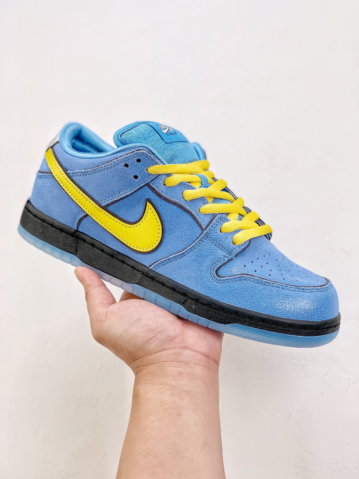 Nike x The Powerpuff Girls SB Dunk Low Prox QS 'Bubbles' FZ8320-400