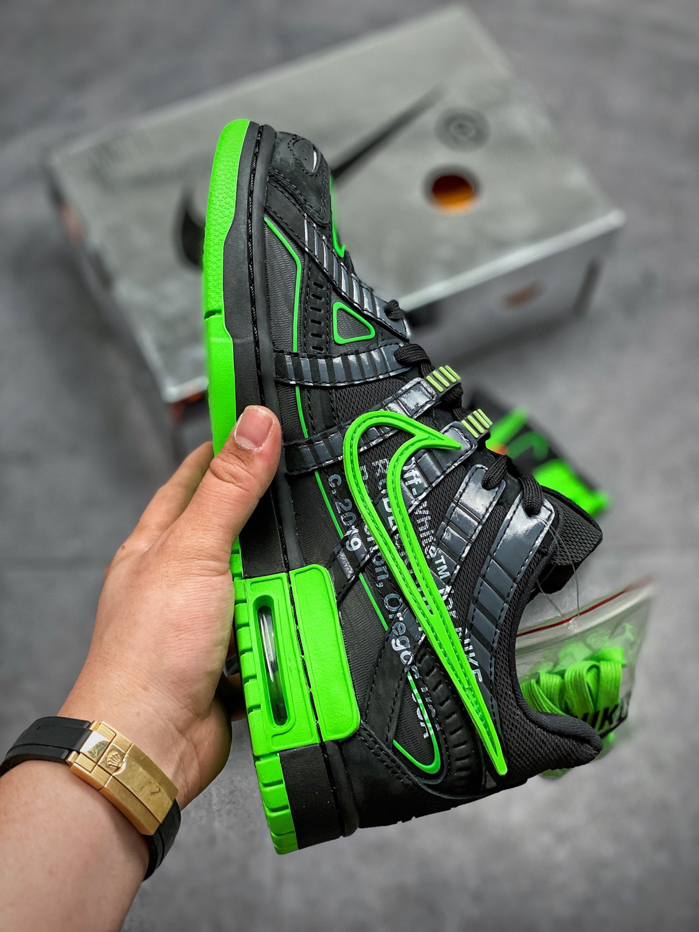 Off-White x Air Rubber Dunk 'Green Strike' CU6015-001