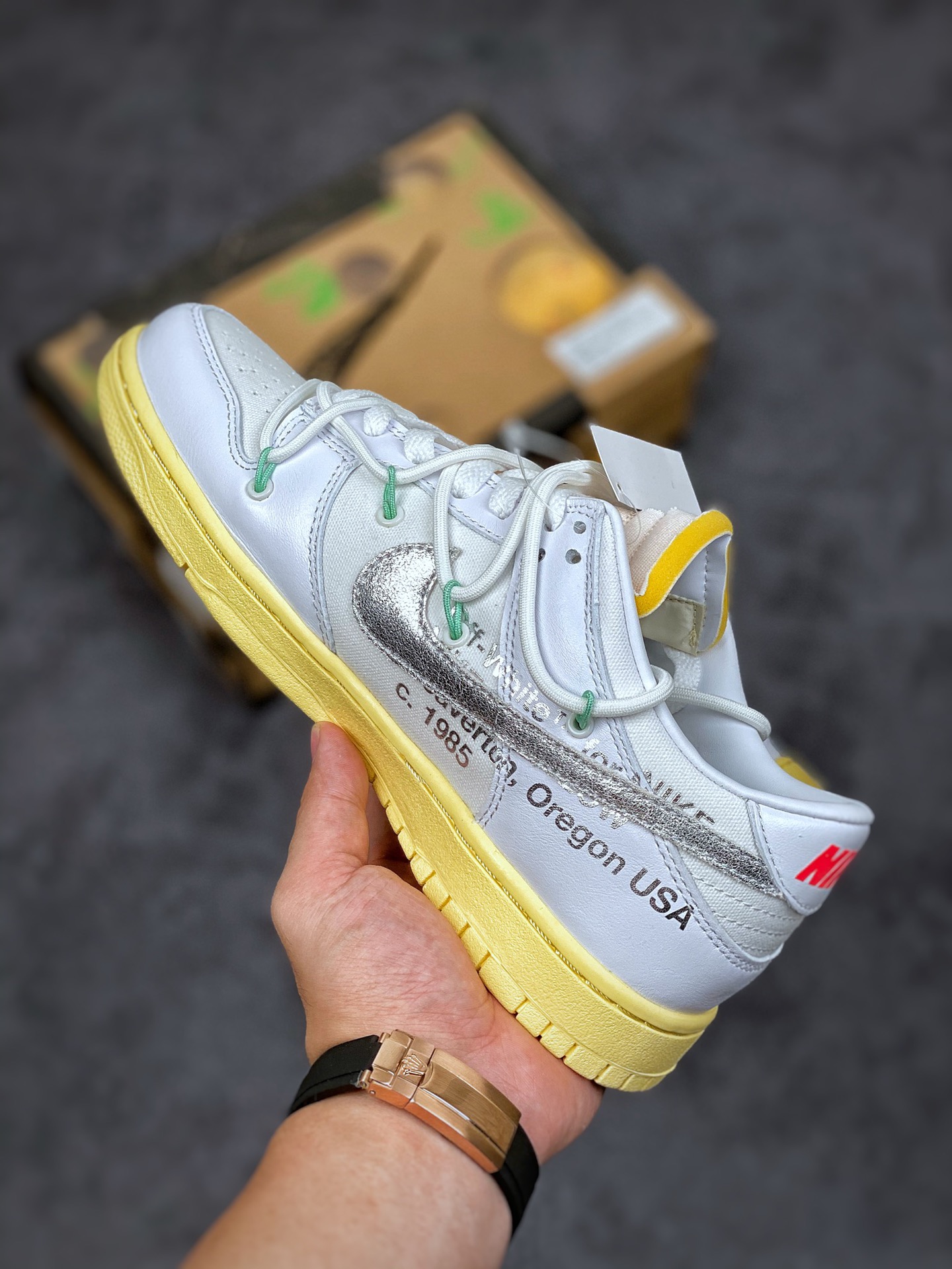 Nike Off-White x Dunk Low 'Lot 01 of 50' DM1602-127