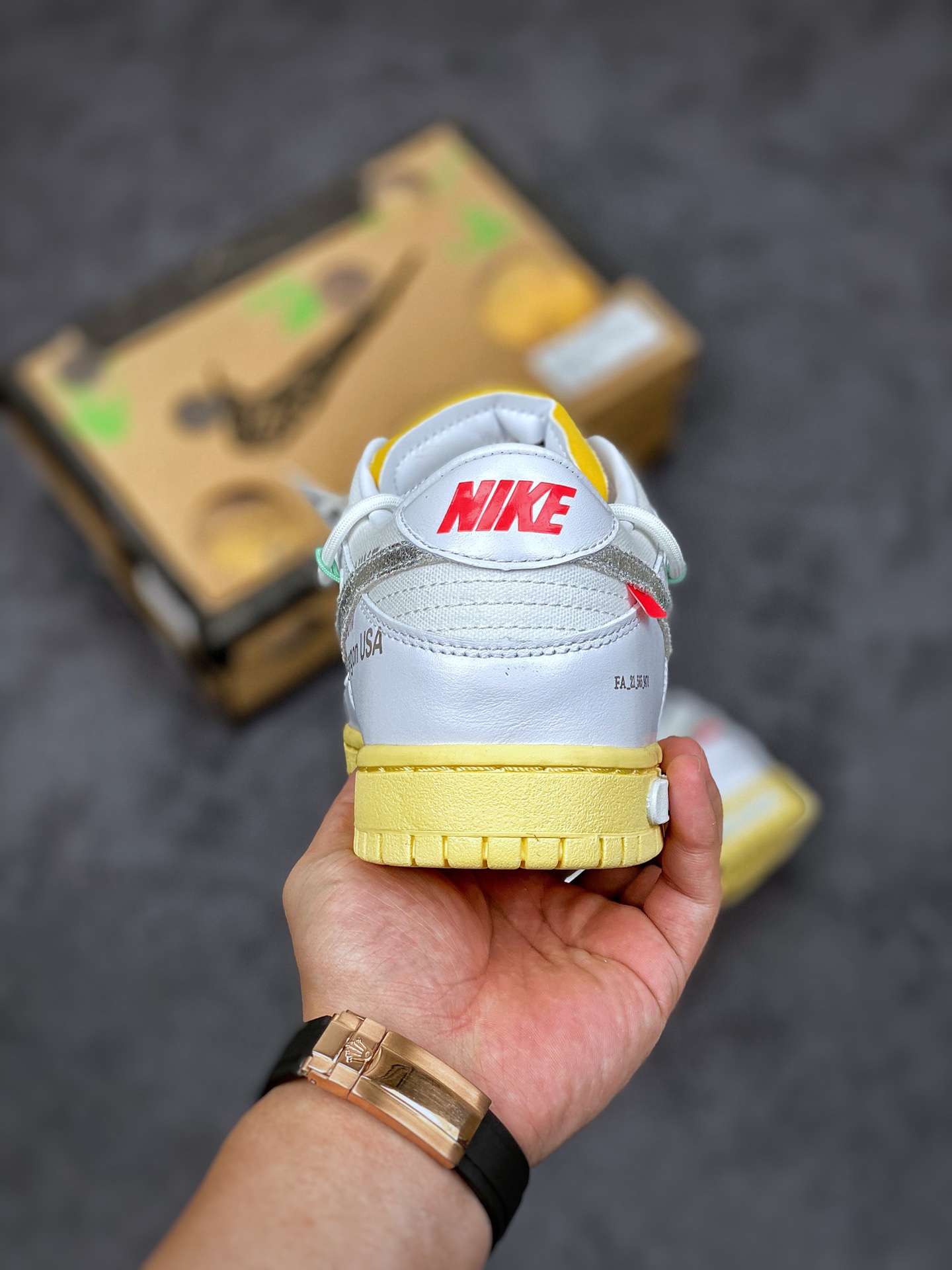 Nike Off-White x Dunk Low 'Lot 01 of 50' DM1602-127