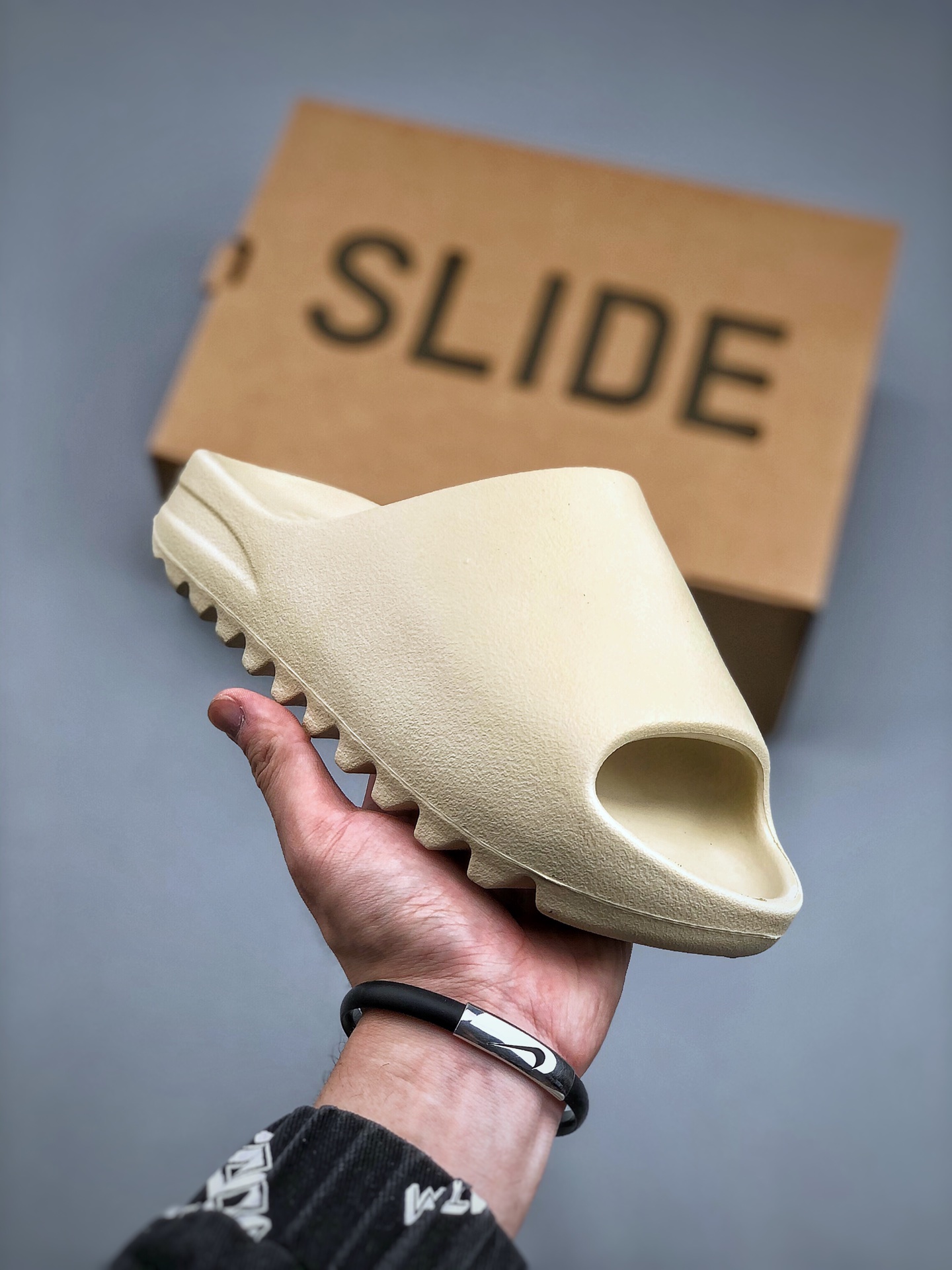 adidas Yeezy Slides 'Bone' FZ5897