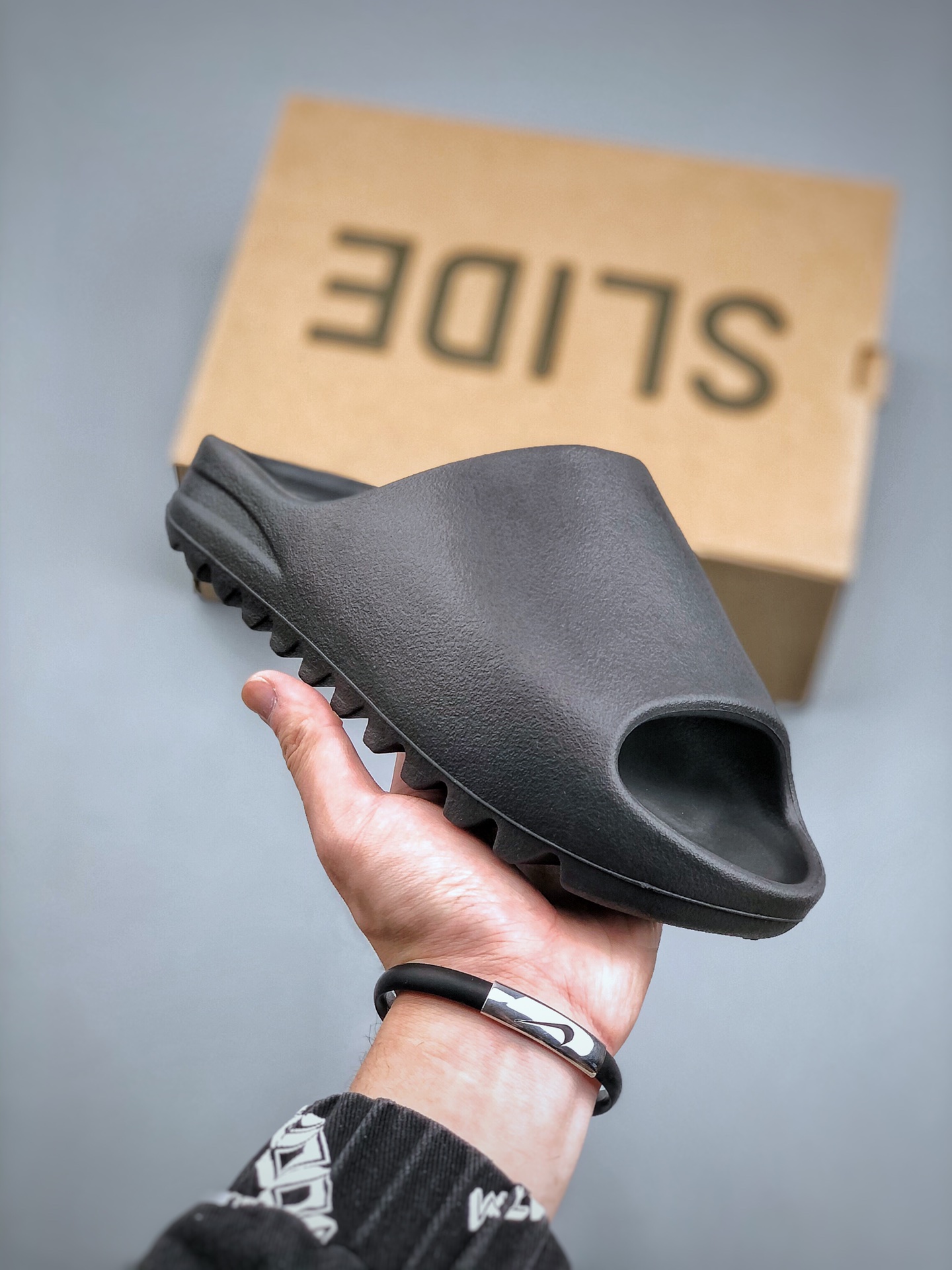 adidas Yeezy Slides 'Onyx' HQ6448