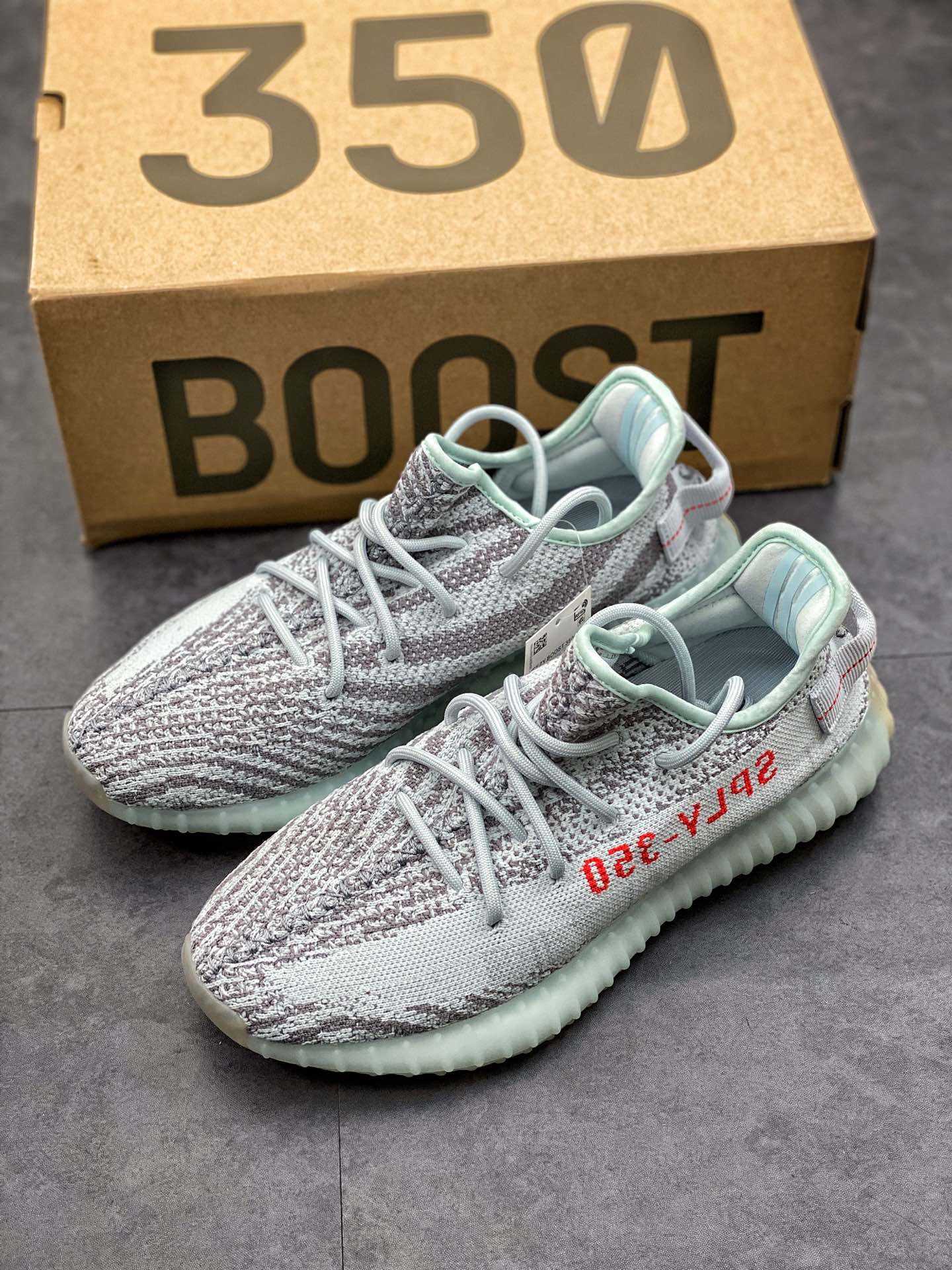 adidas Yeezy Boost 350 V2 'Blue Tint' B37571