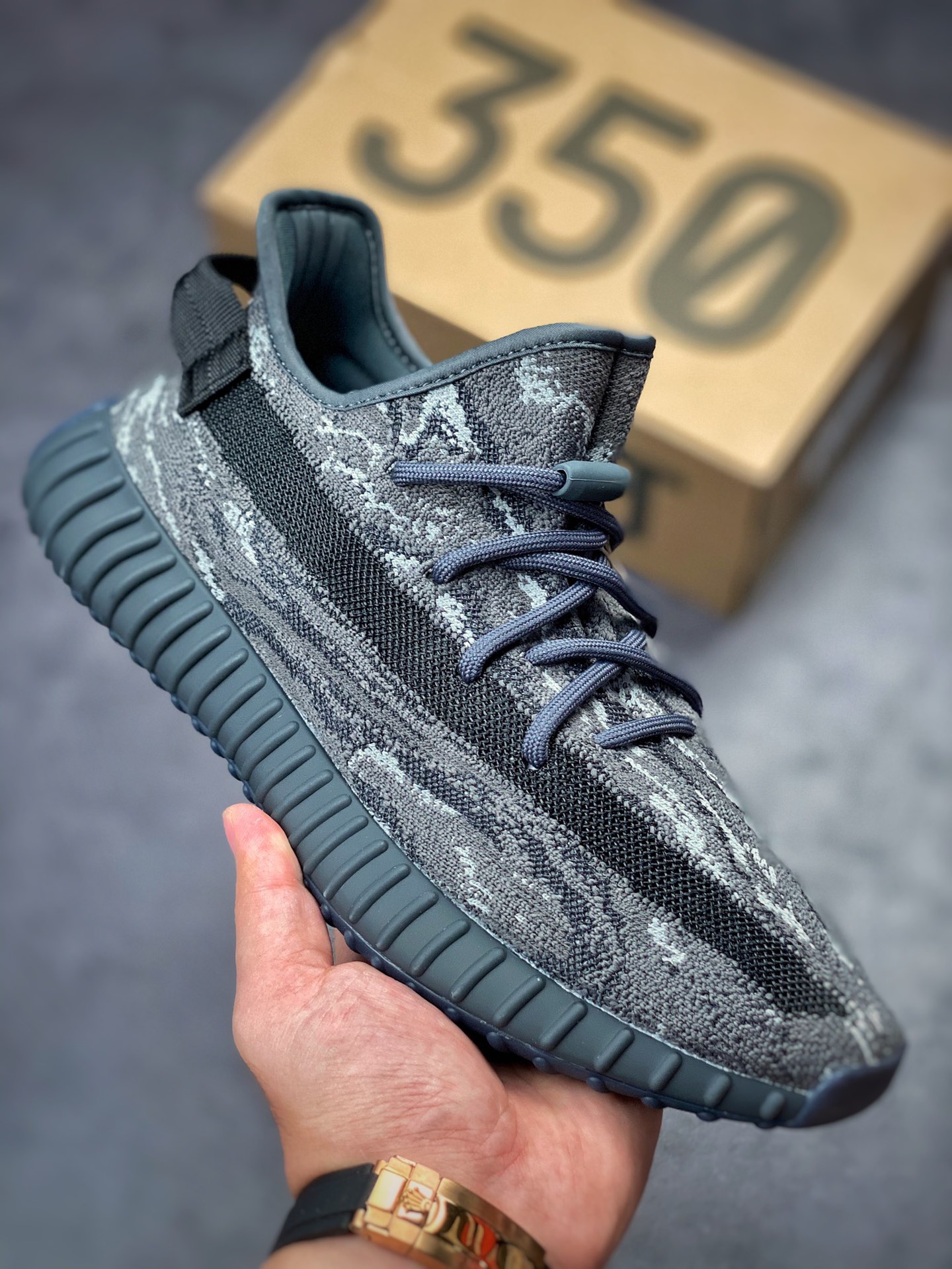 adidas Yeezy Boost 350 V2 'Dark Salt' ID4811